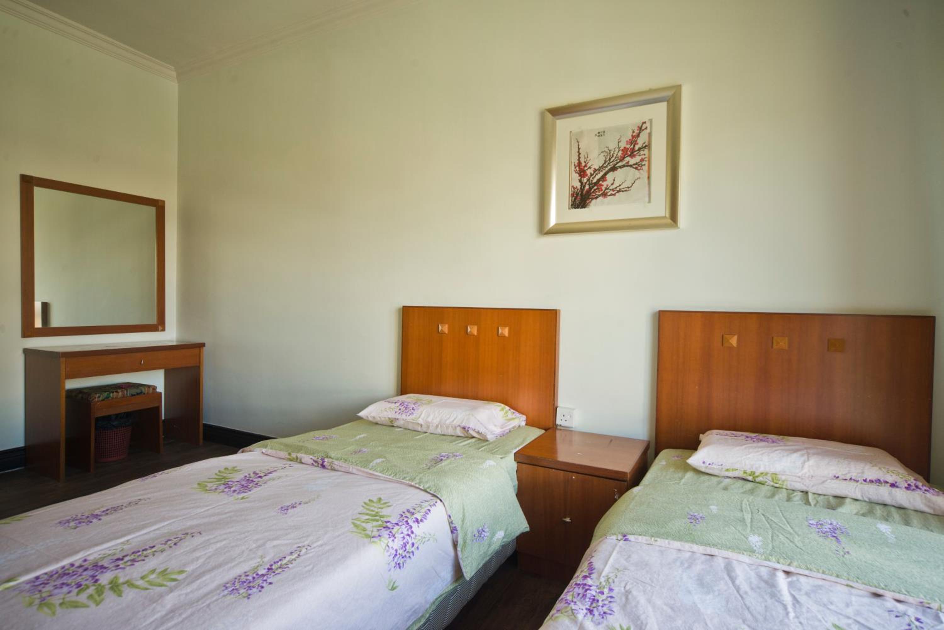 Three-Bedroom Apartment - Photo 34