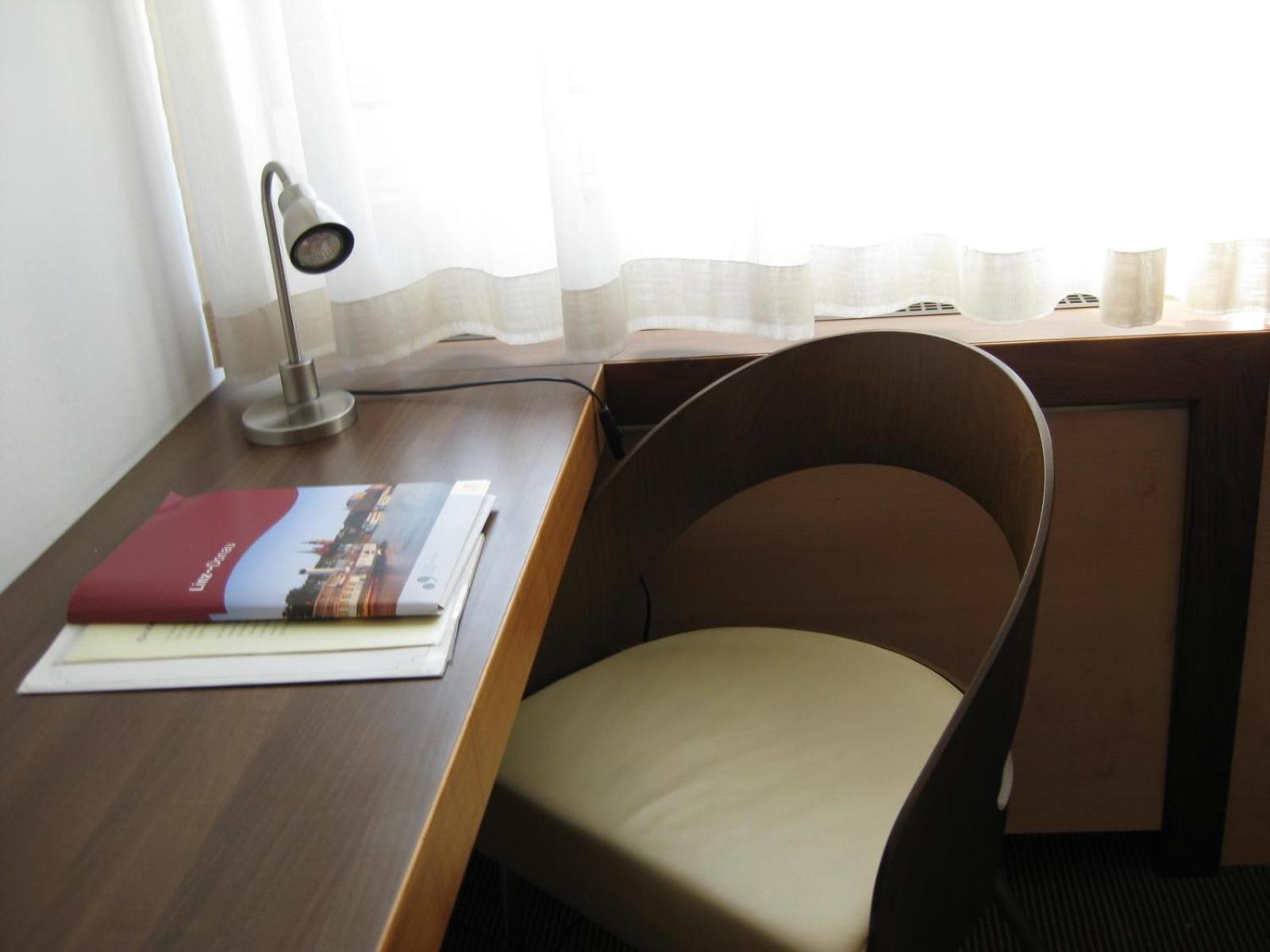 Standard Double or Twin Room - Photo 1