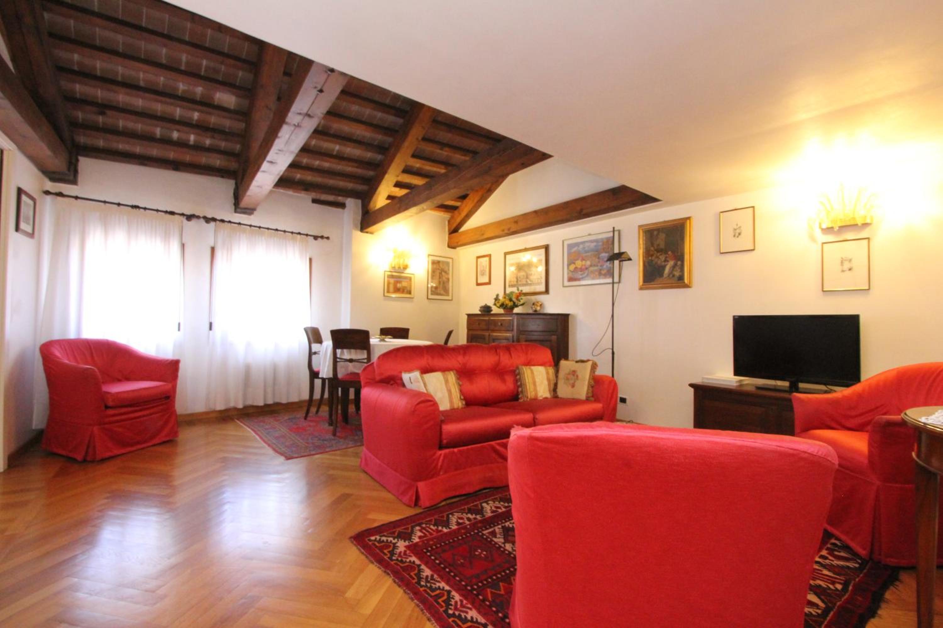 Zoia Three-Bedroom Apartment With Terrace - San Marco 253 photo 1