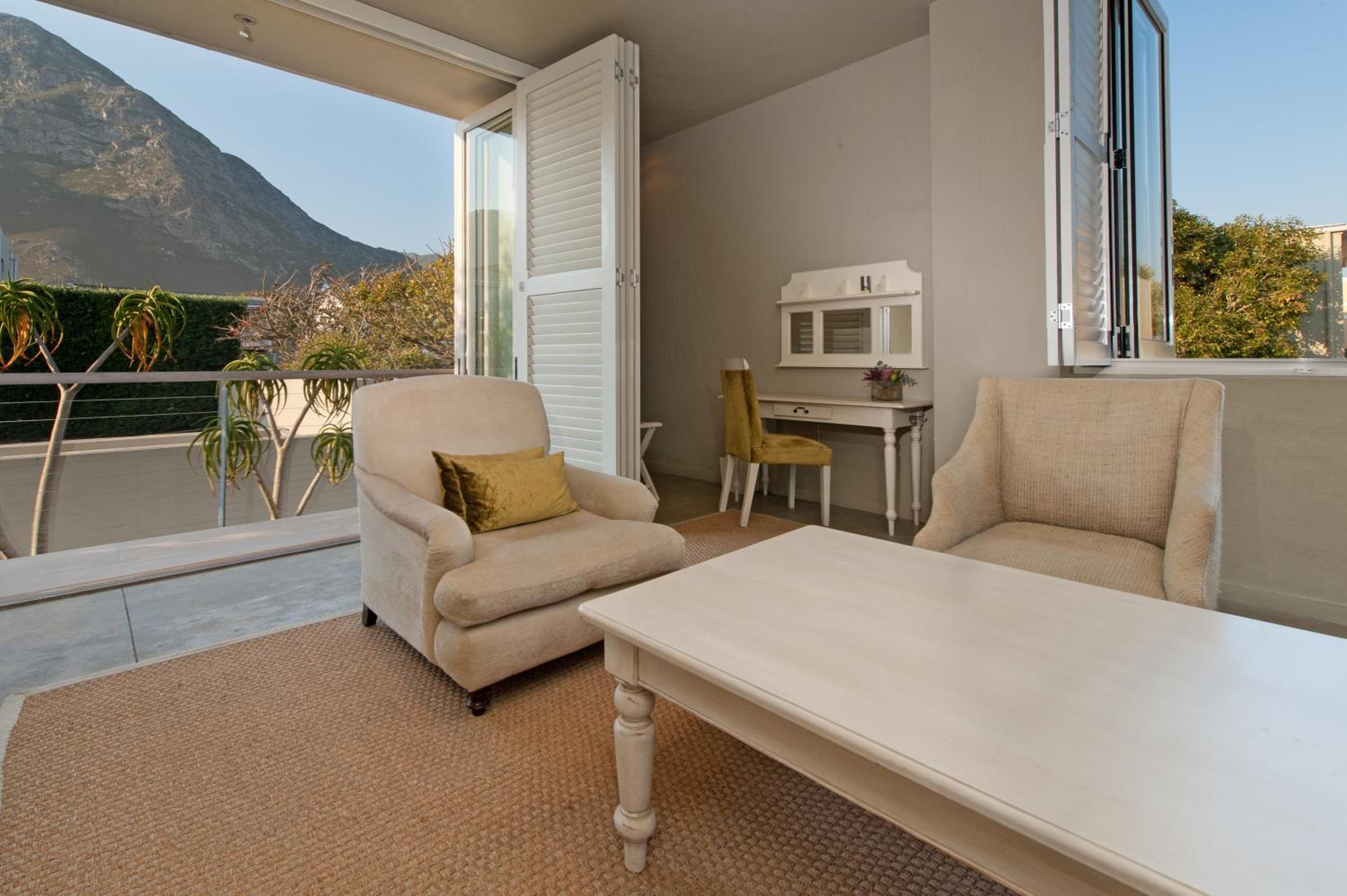 Olive Deluxe Room - Photo 9