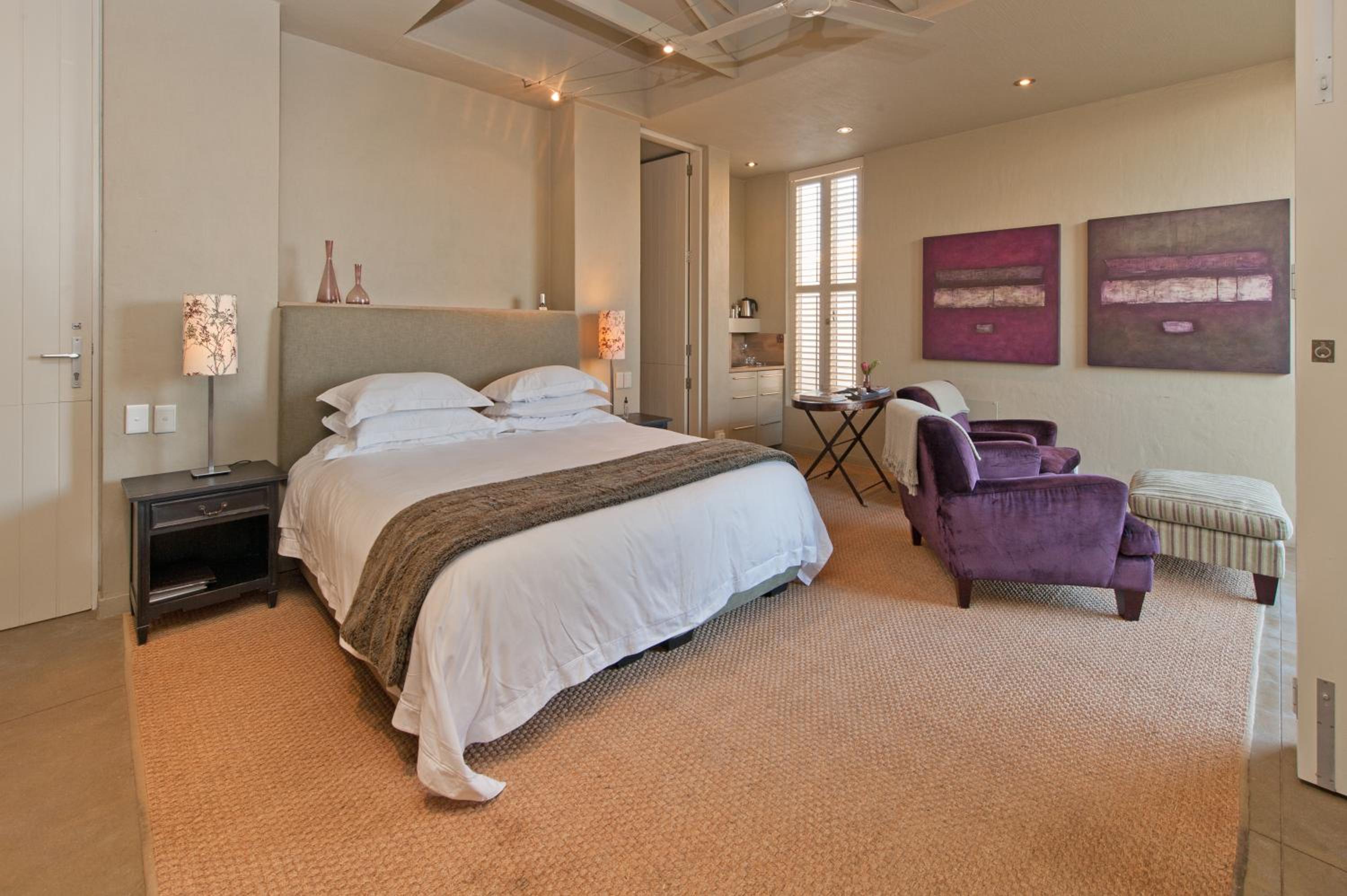 Pinotage Deluxe Room - Photo 8
