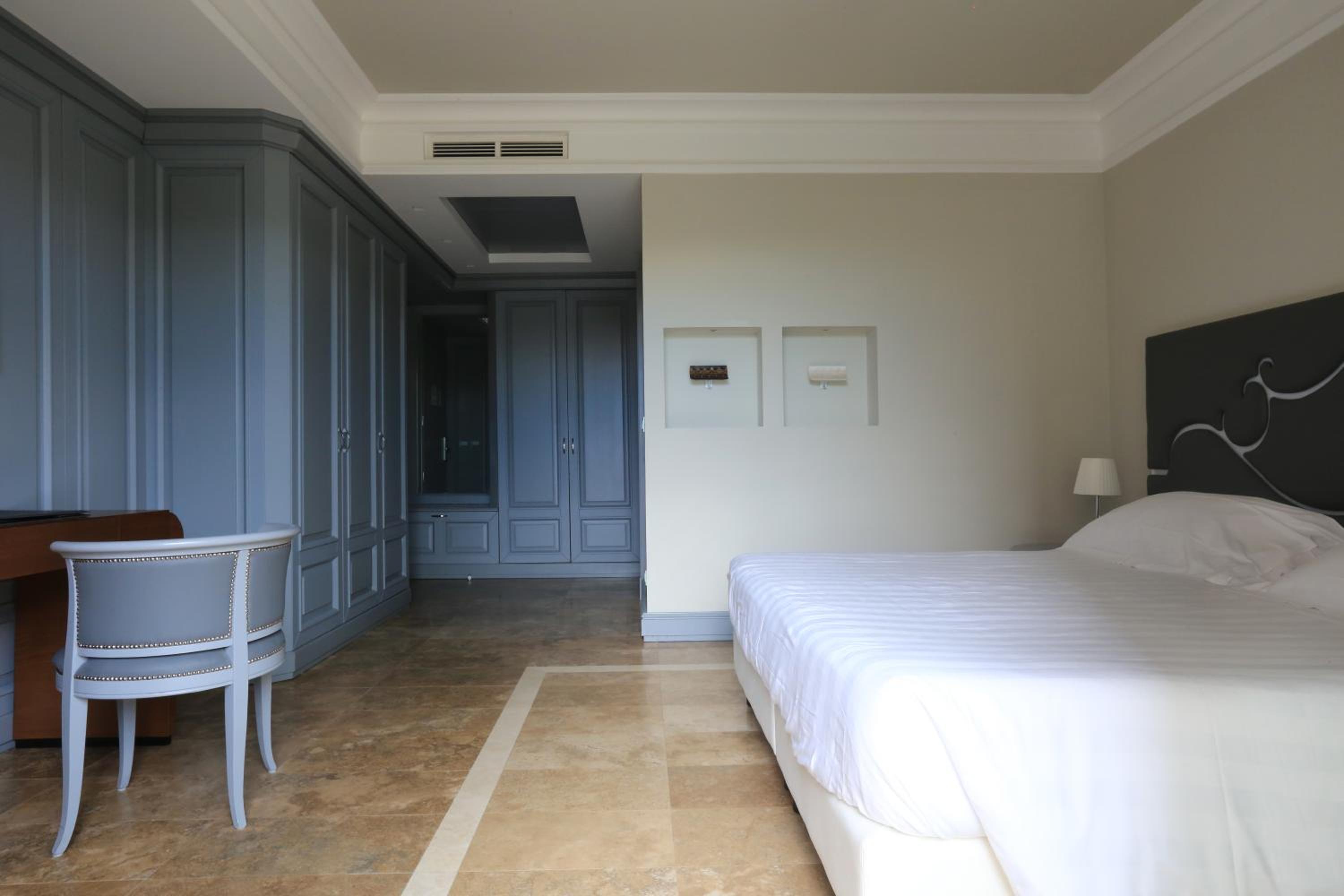 Classic Double Room - Photo 4