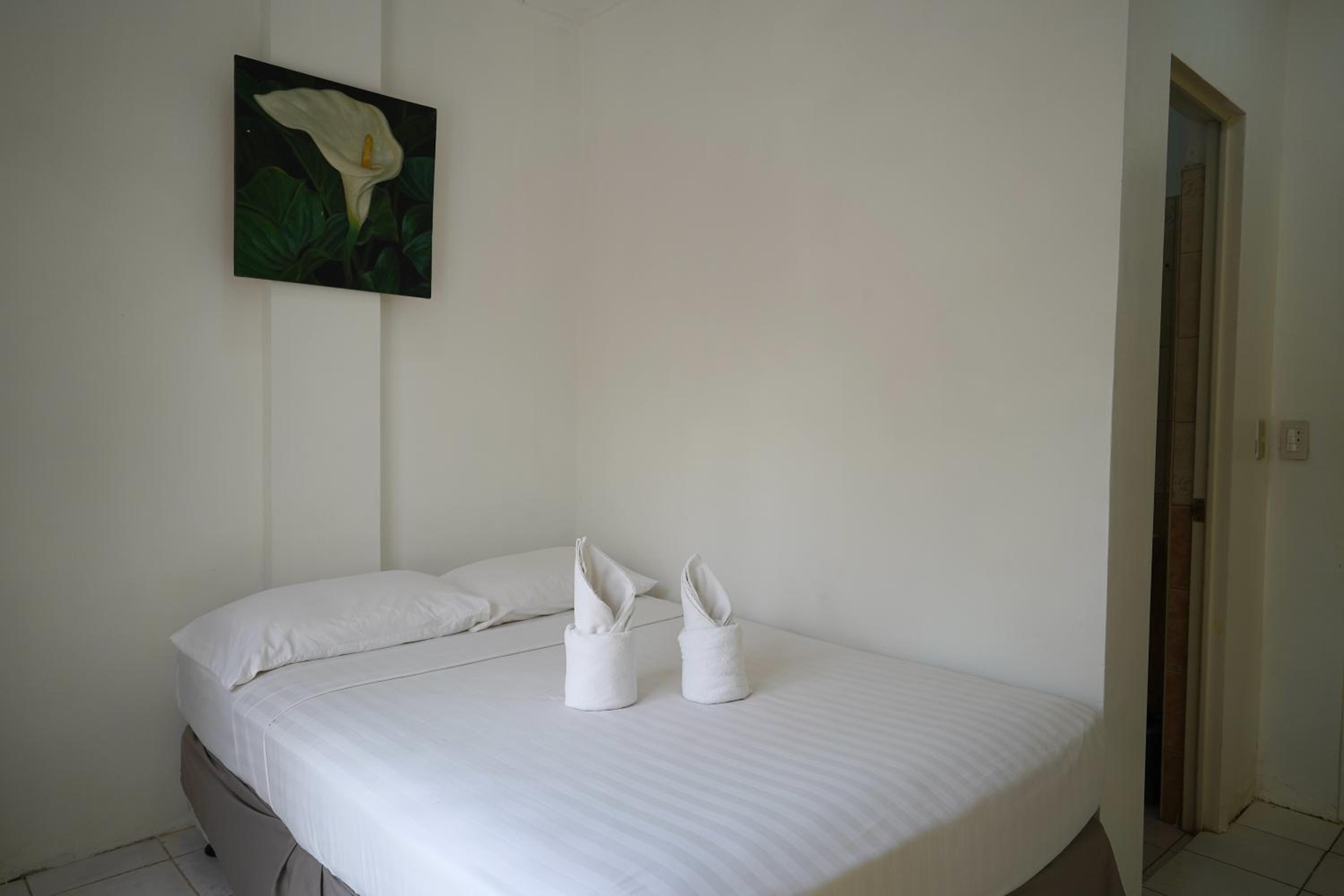 Superior Room with Balcony - Photo 2