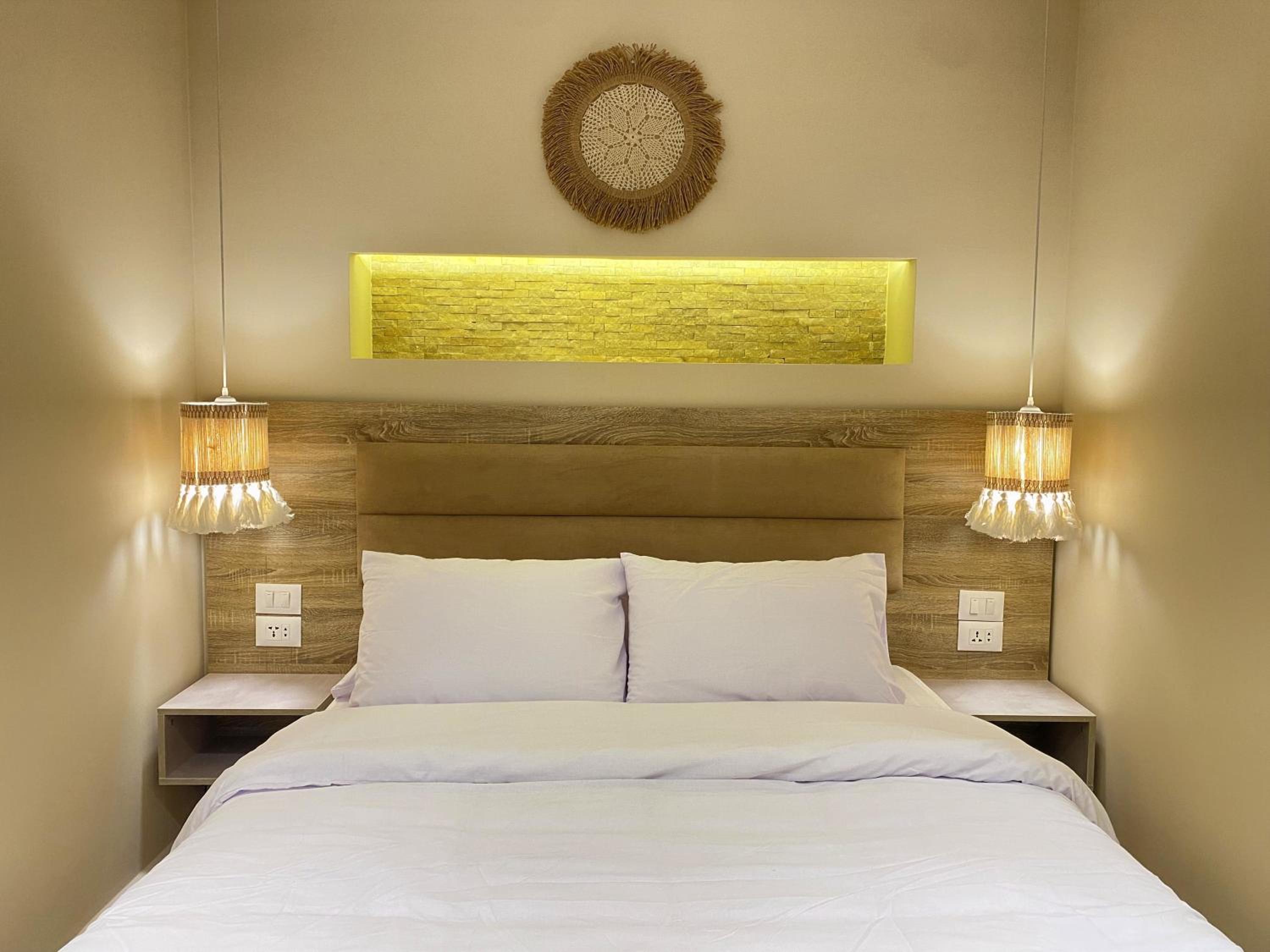 Deluxe Suite with Spa Bath