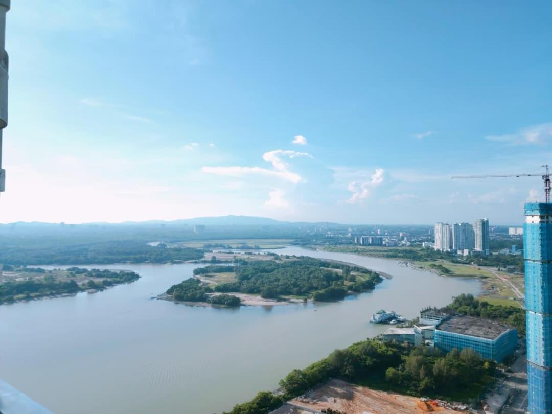Three-Bedroom Apartment - High Floor