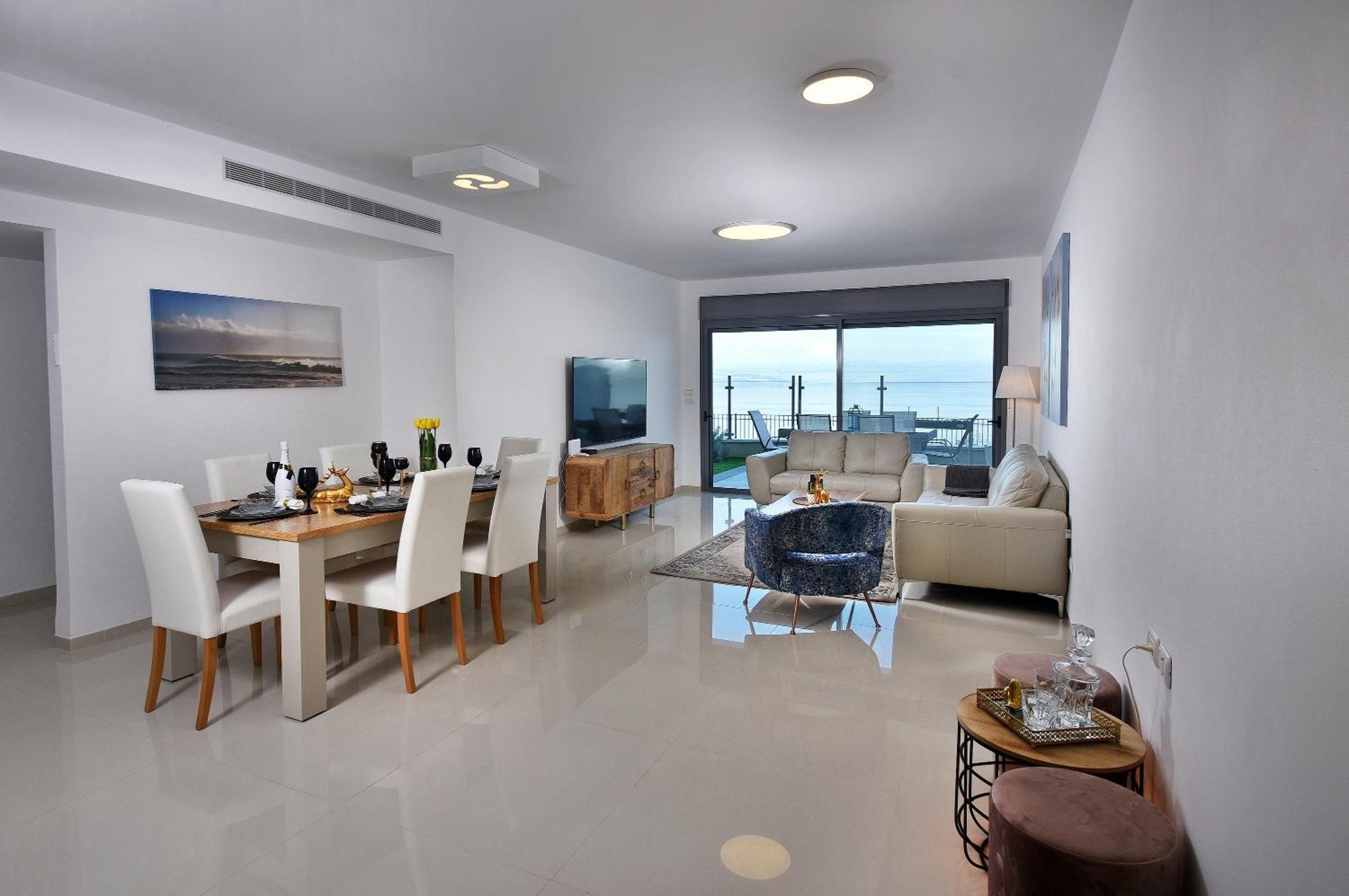 Three-Bedroom Apartment with Private Pool photo 2