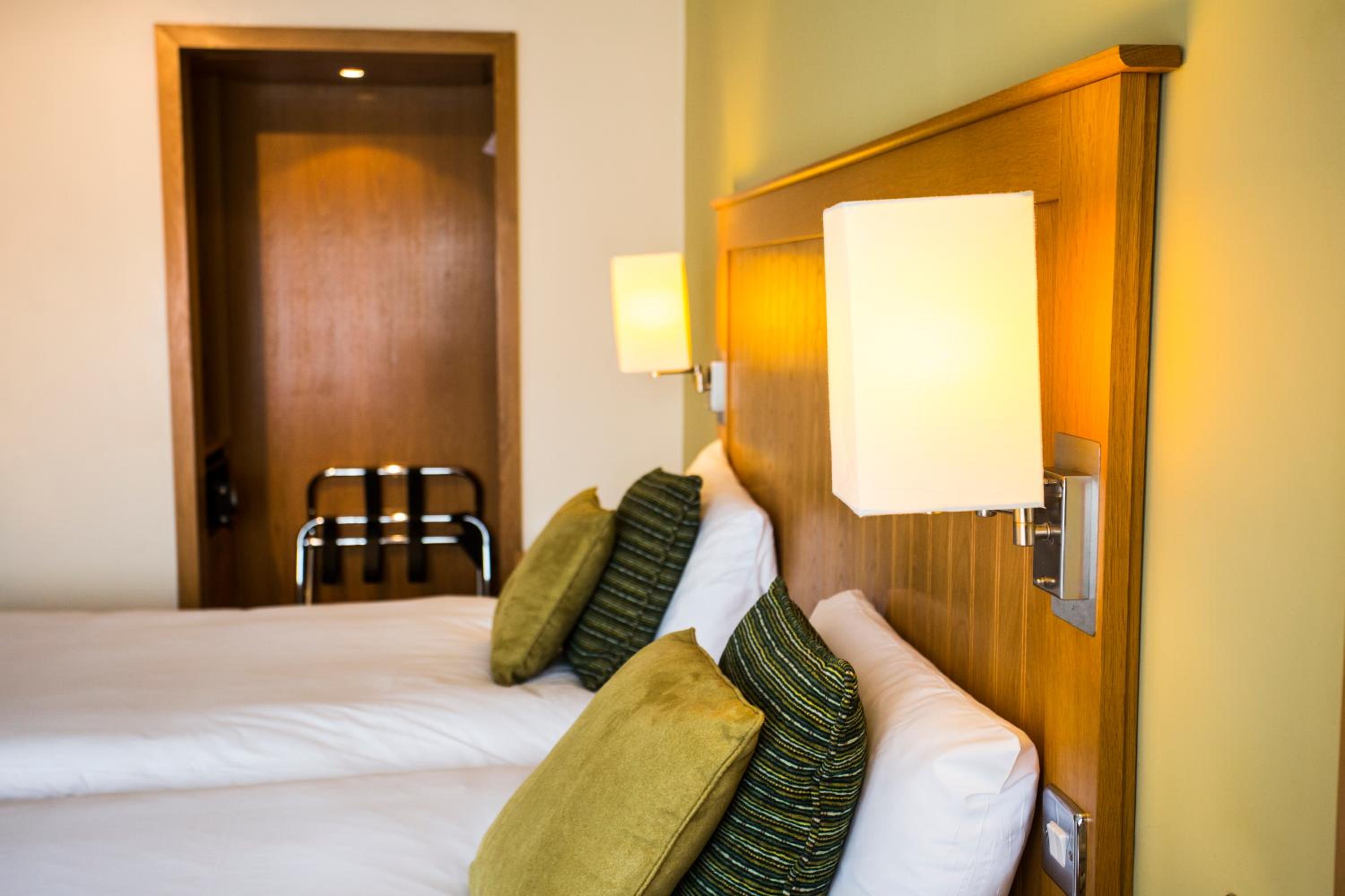 Standard Twin Room photo 3