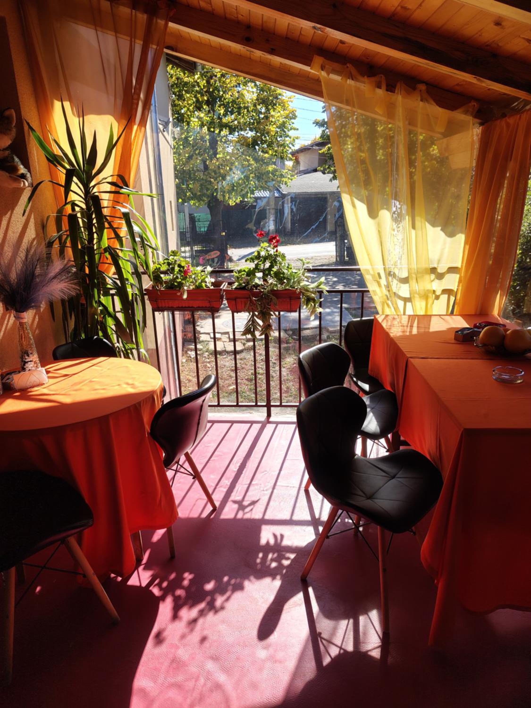 King Room with Balcony photo 1