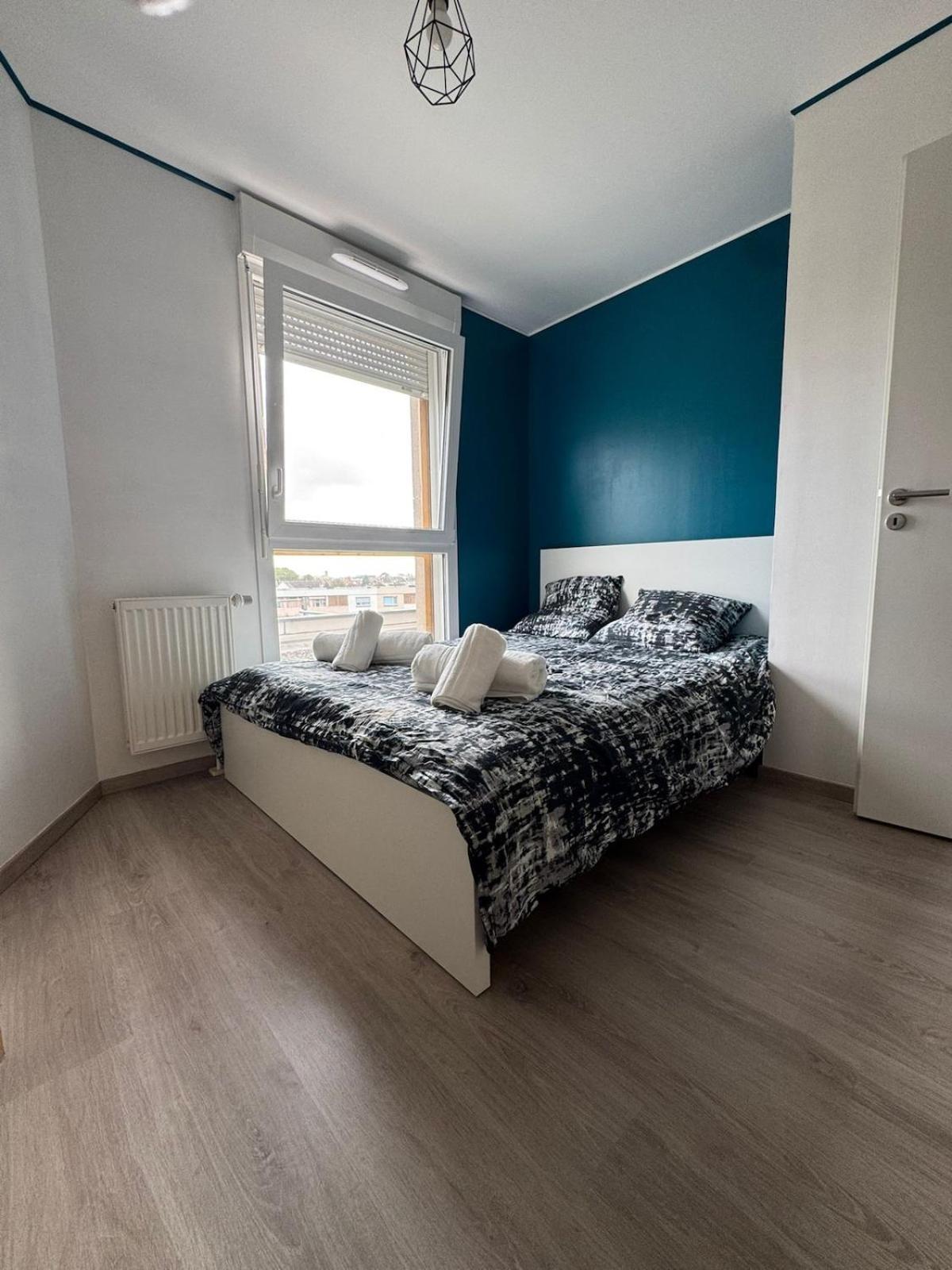 Three-Bedroom Apartment photo 1
