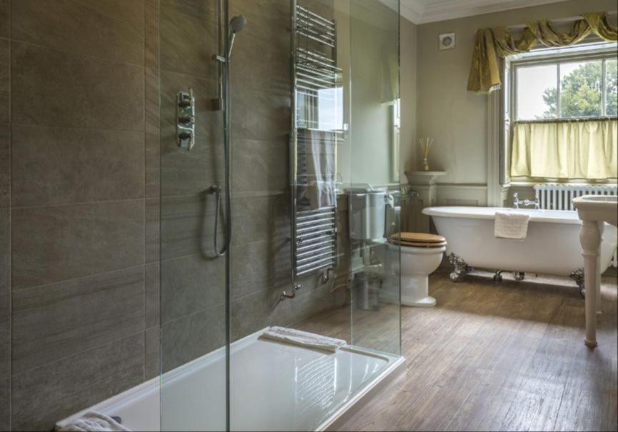 Superior King Room - Photo 2