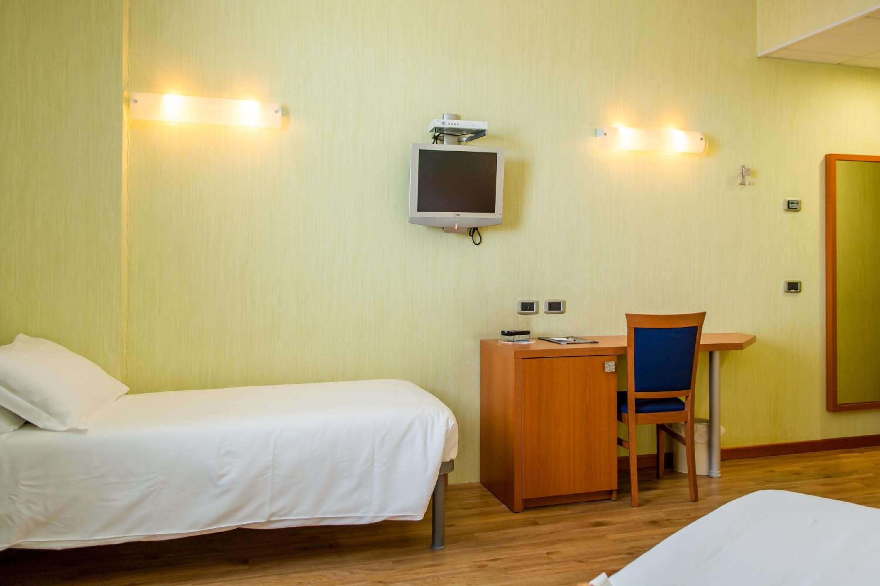 Triple Room - Photo 4