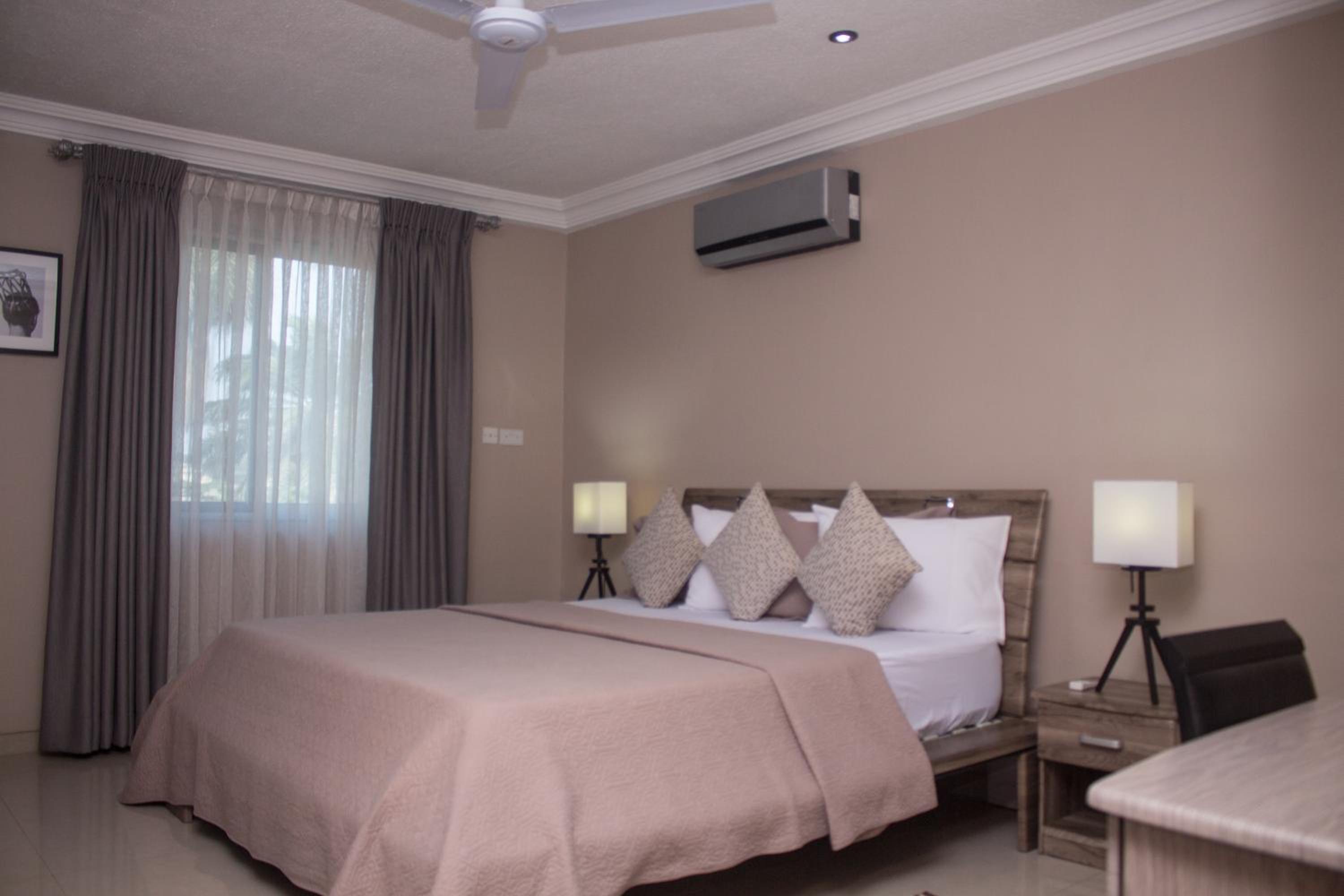Premier Apartment
