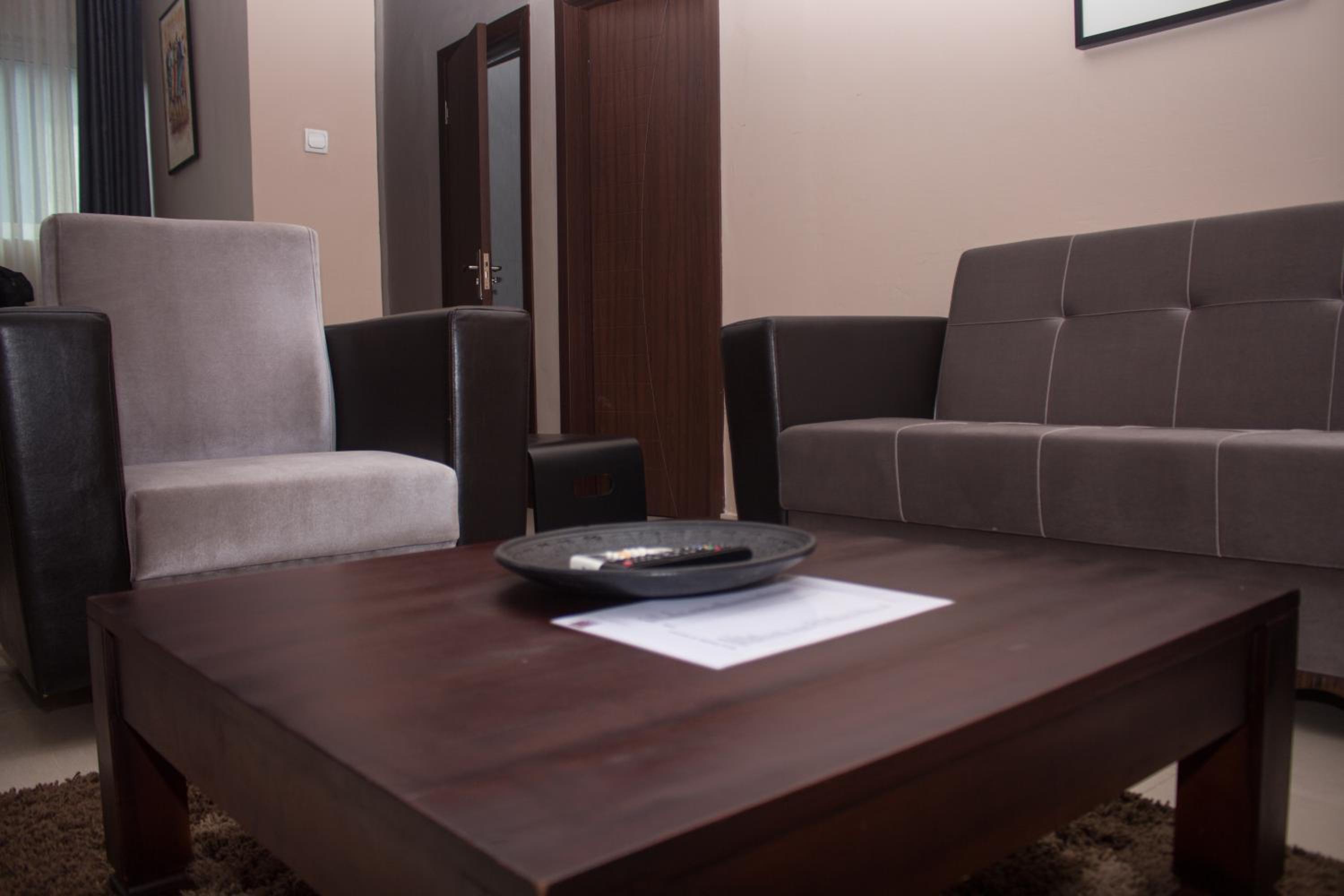 Premier Apartment photo 2