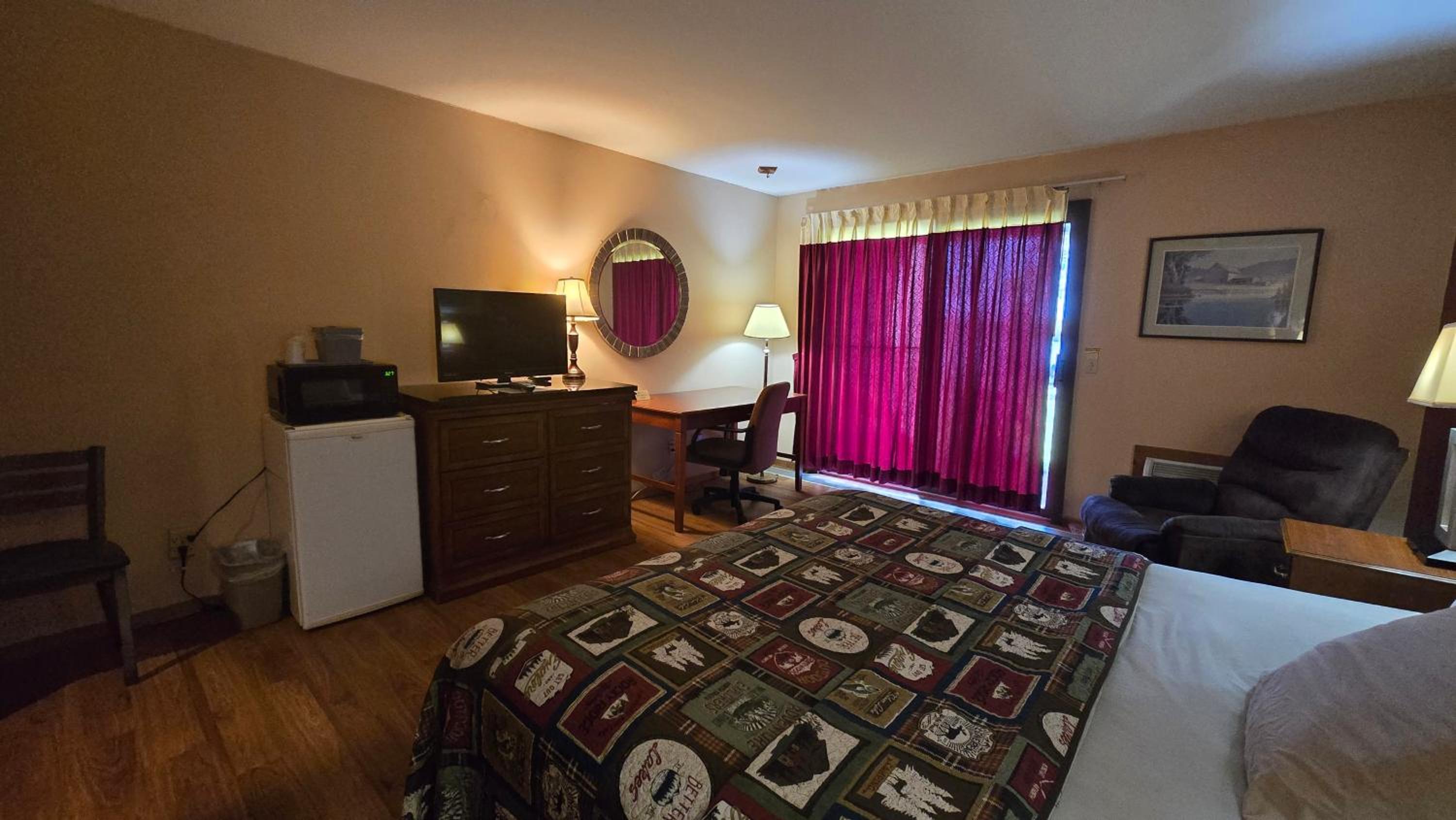 King Room with Lake View photo 2