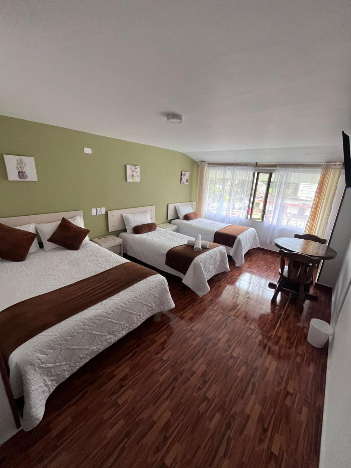 Quadruple Room with Bathroom photo 2