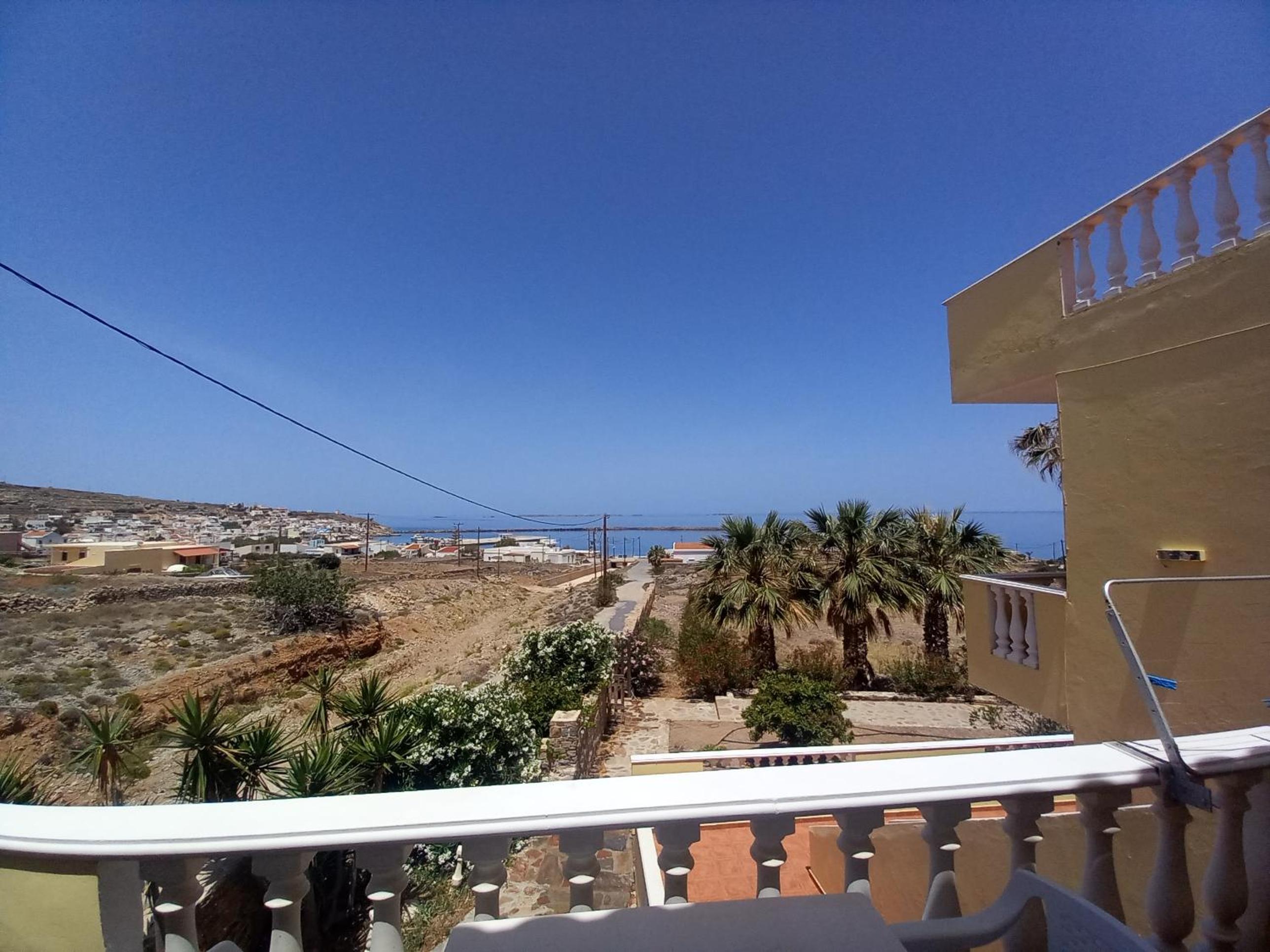 Standard Twin Room with Sea View photo 2