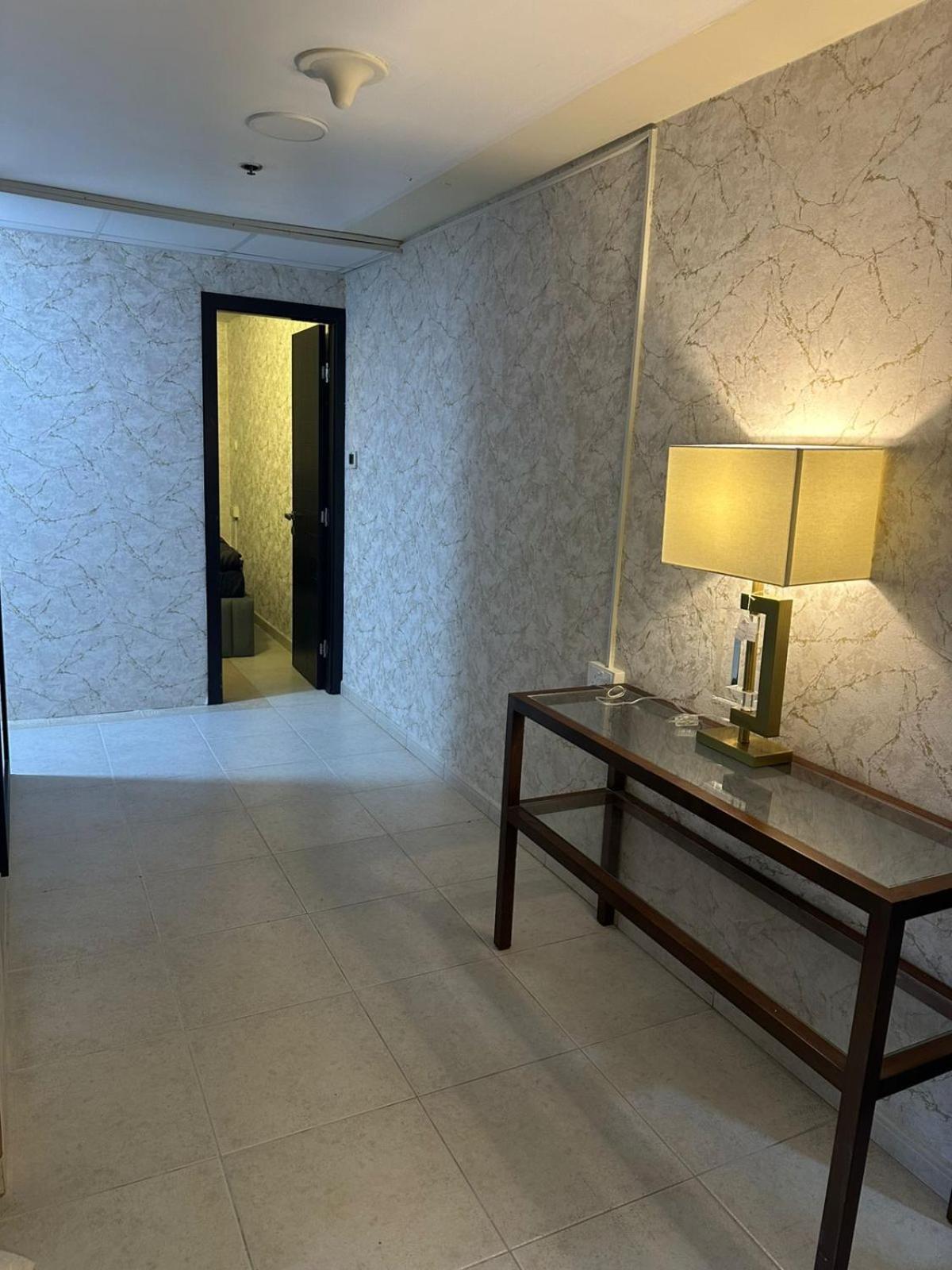 Queen Room with Shared Bathroom