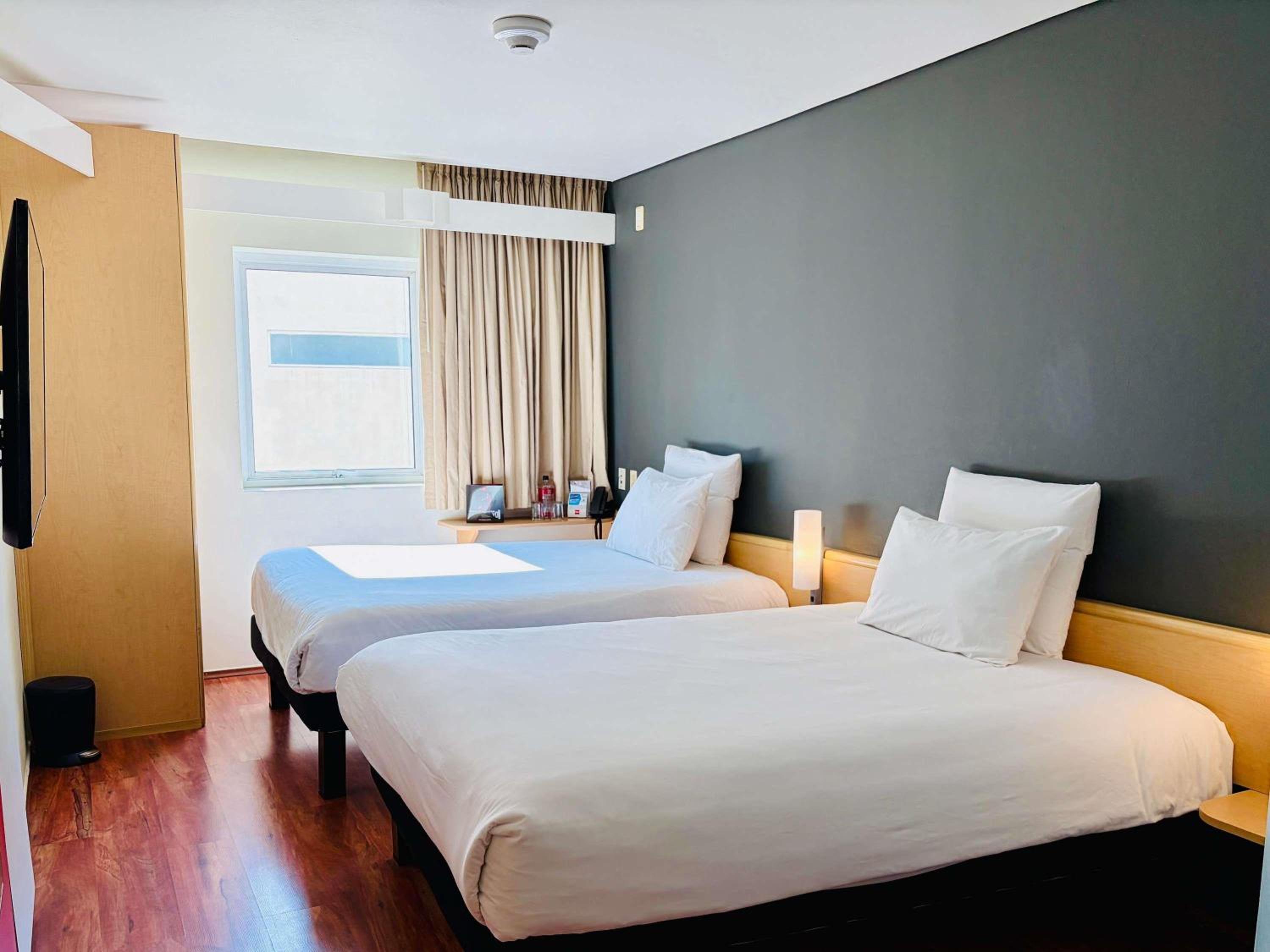 Standard Double Room with Two Double Beds - Photo 1