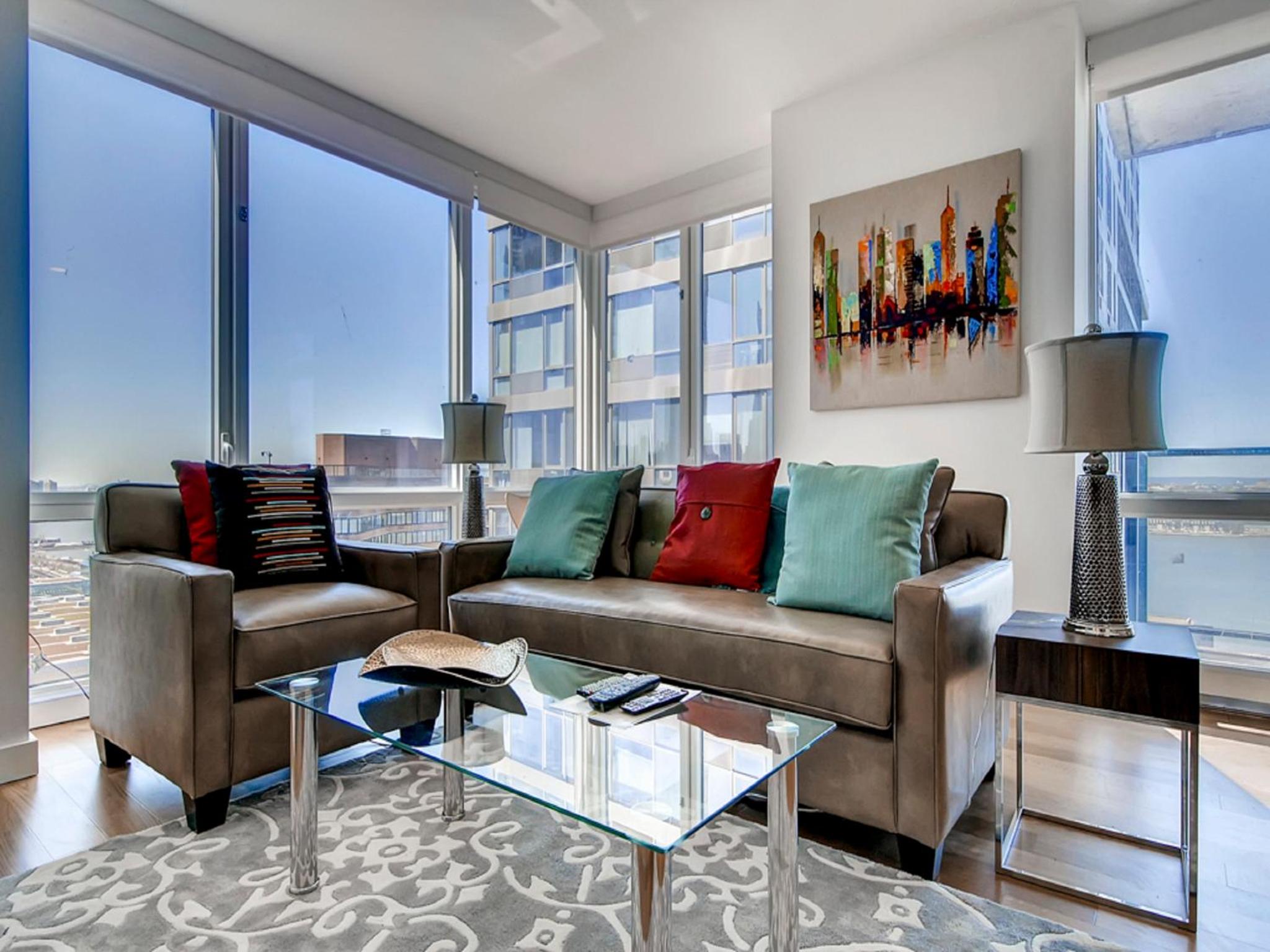 One-Bedroom Apartment photo 2