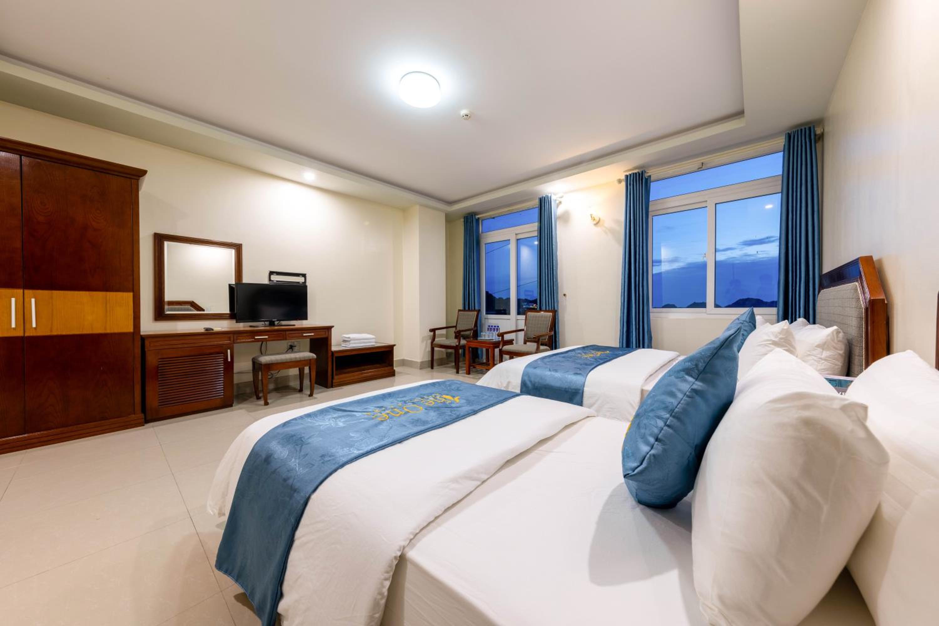 Budget Twin Room photo 3