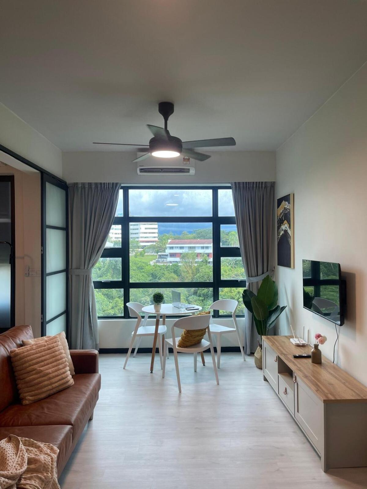 Apartment with City View