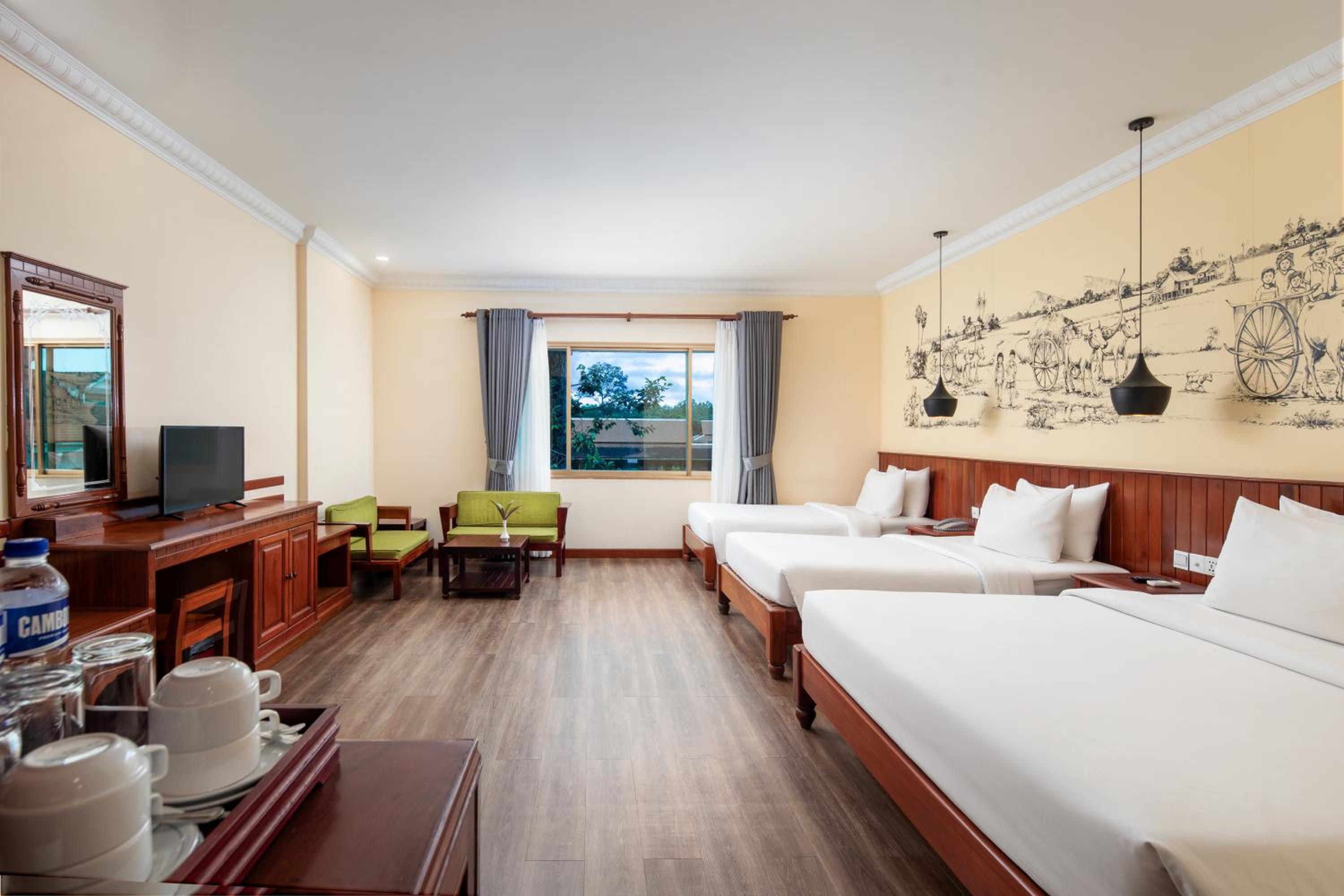 Deluxe Family Room