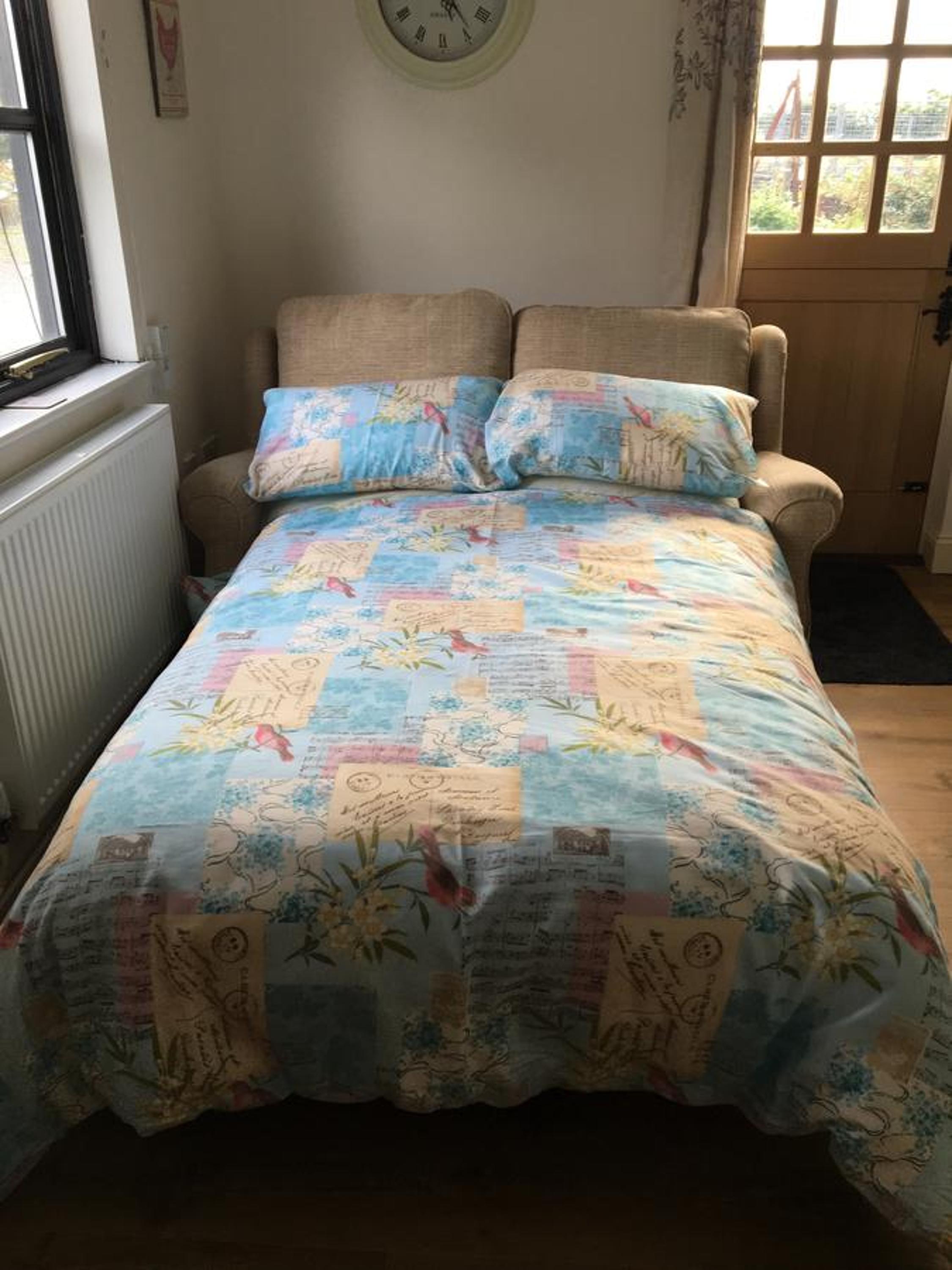 One-Bedroom House - Photo 1