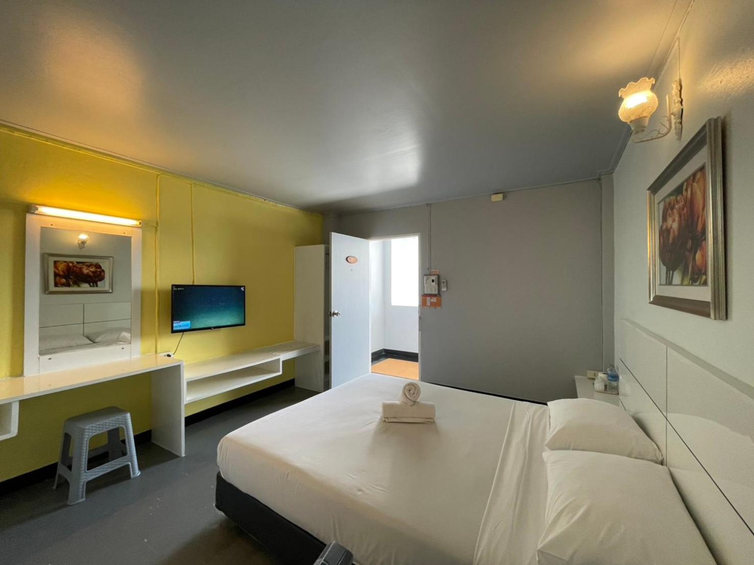 Double Room - Photo 1
