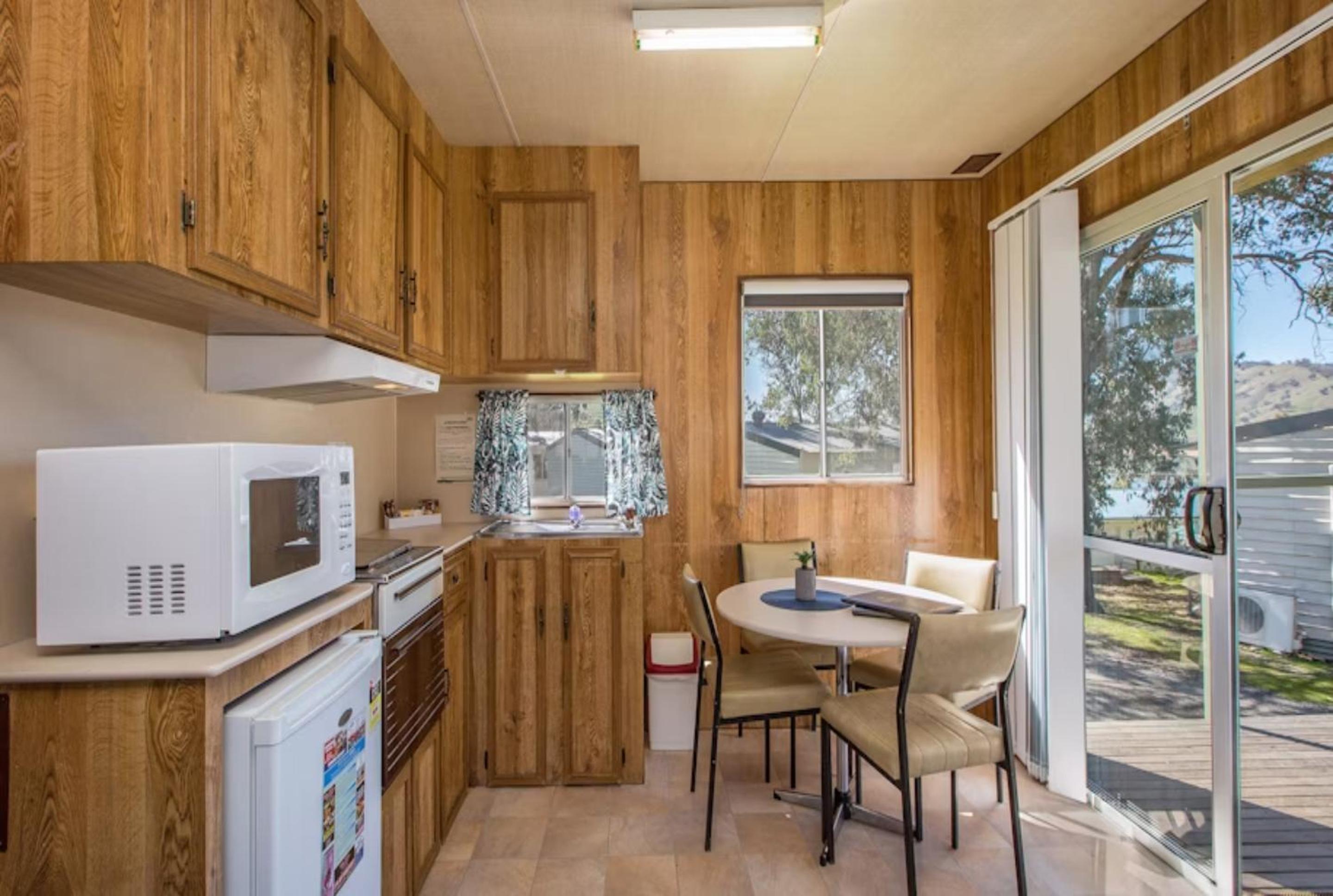 Economy 2 Bedroom Cabin - Sleeps 3