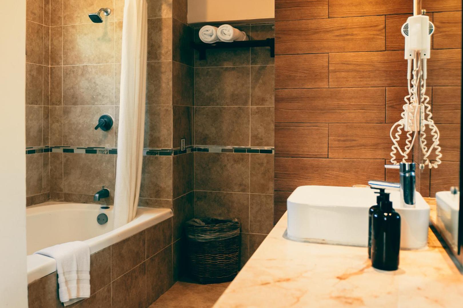 Suite, Ocean View