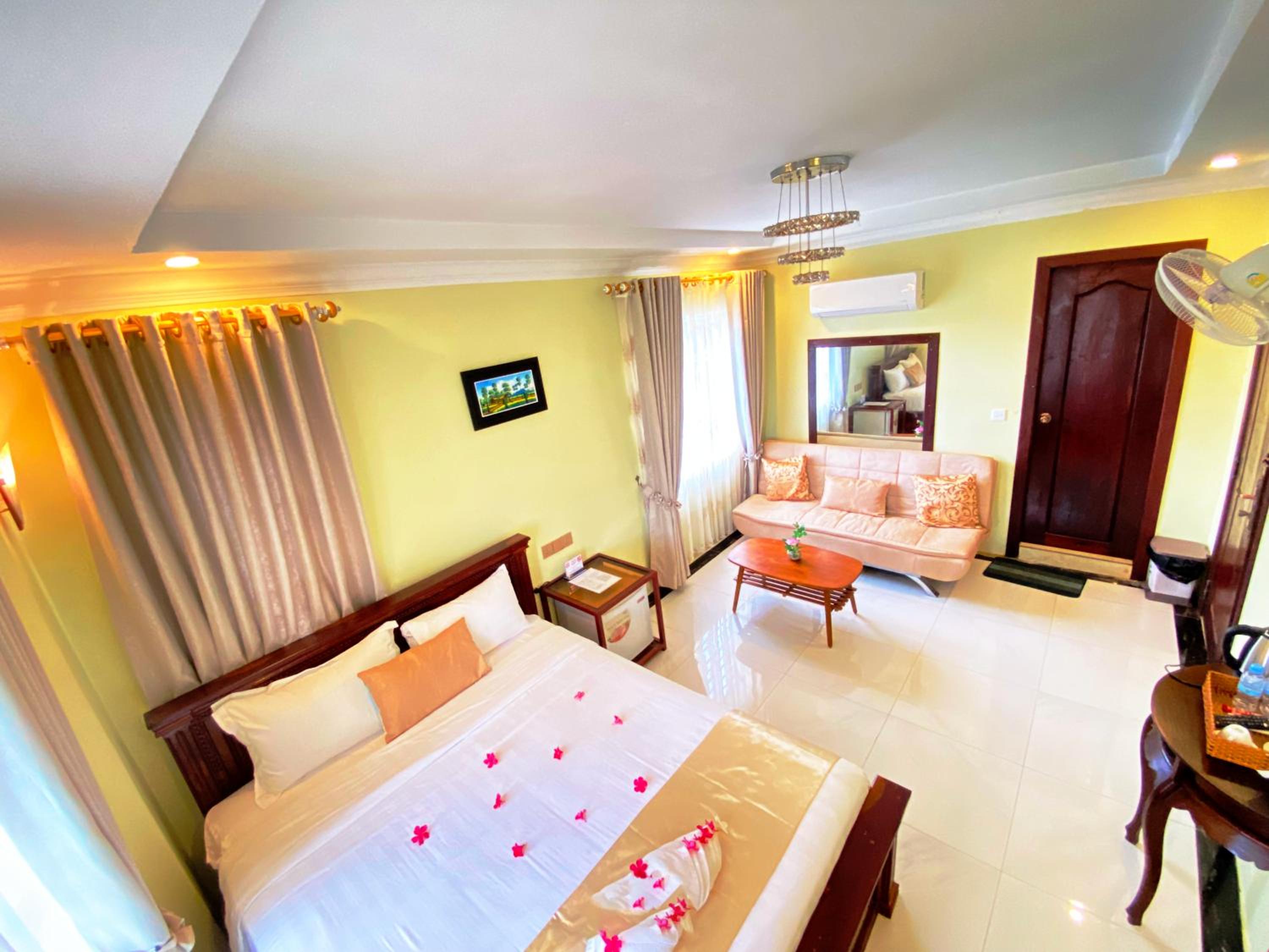 Deluxe Double Room photo 3
