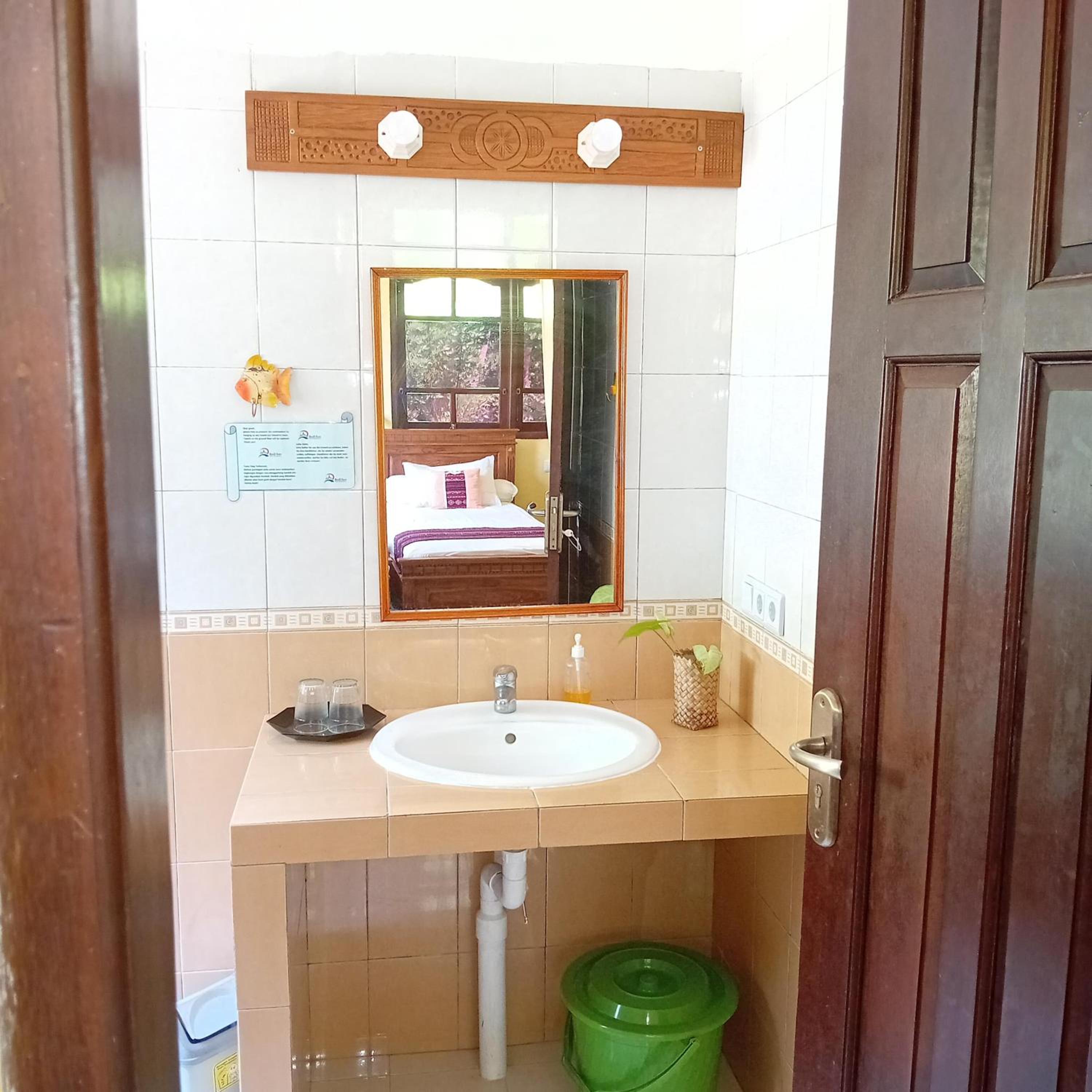 Double or Twin Room - Photo 3