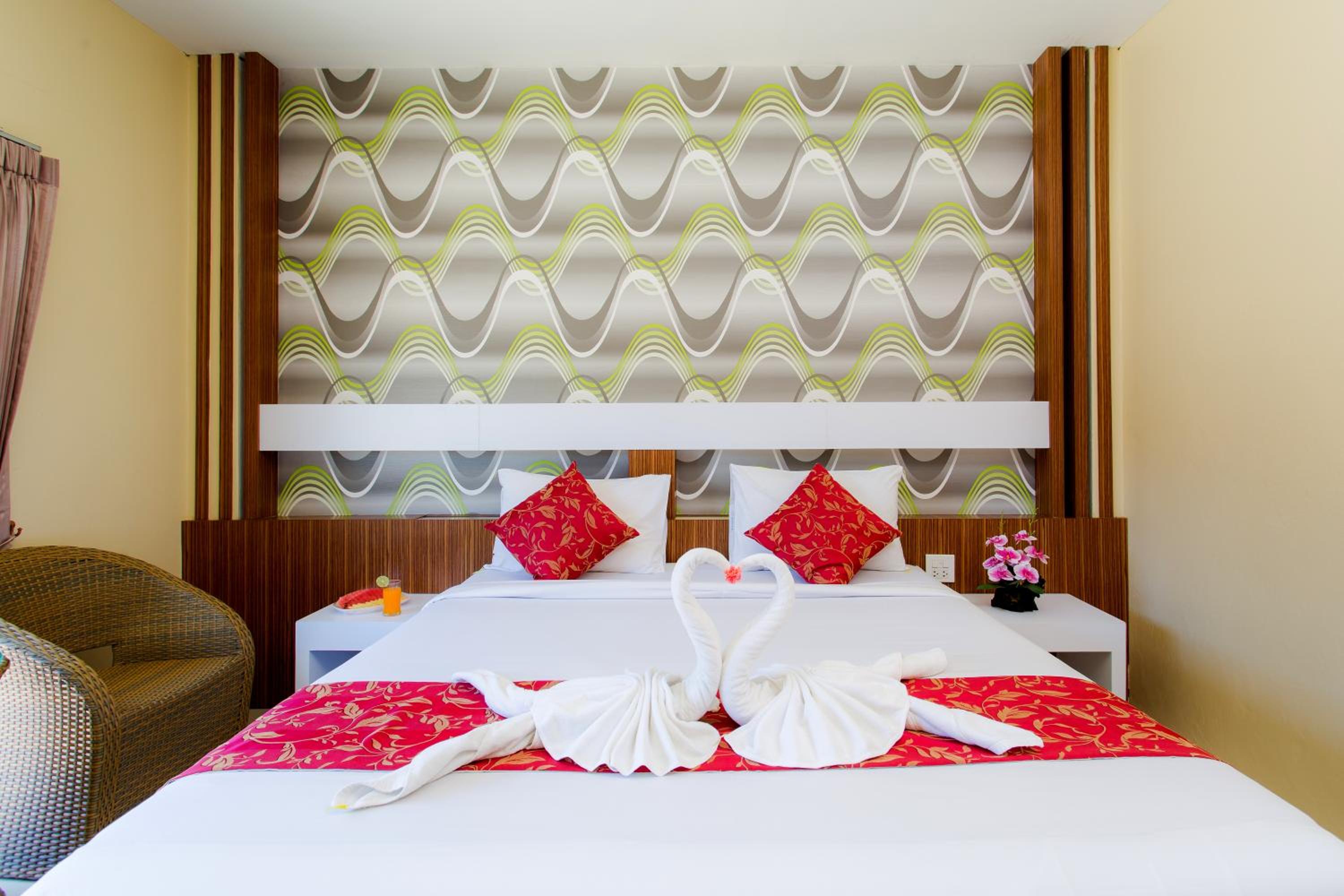 Economy Double Room - Photo 9