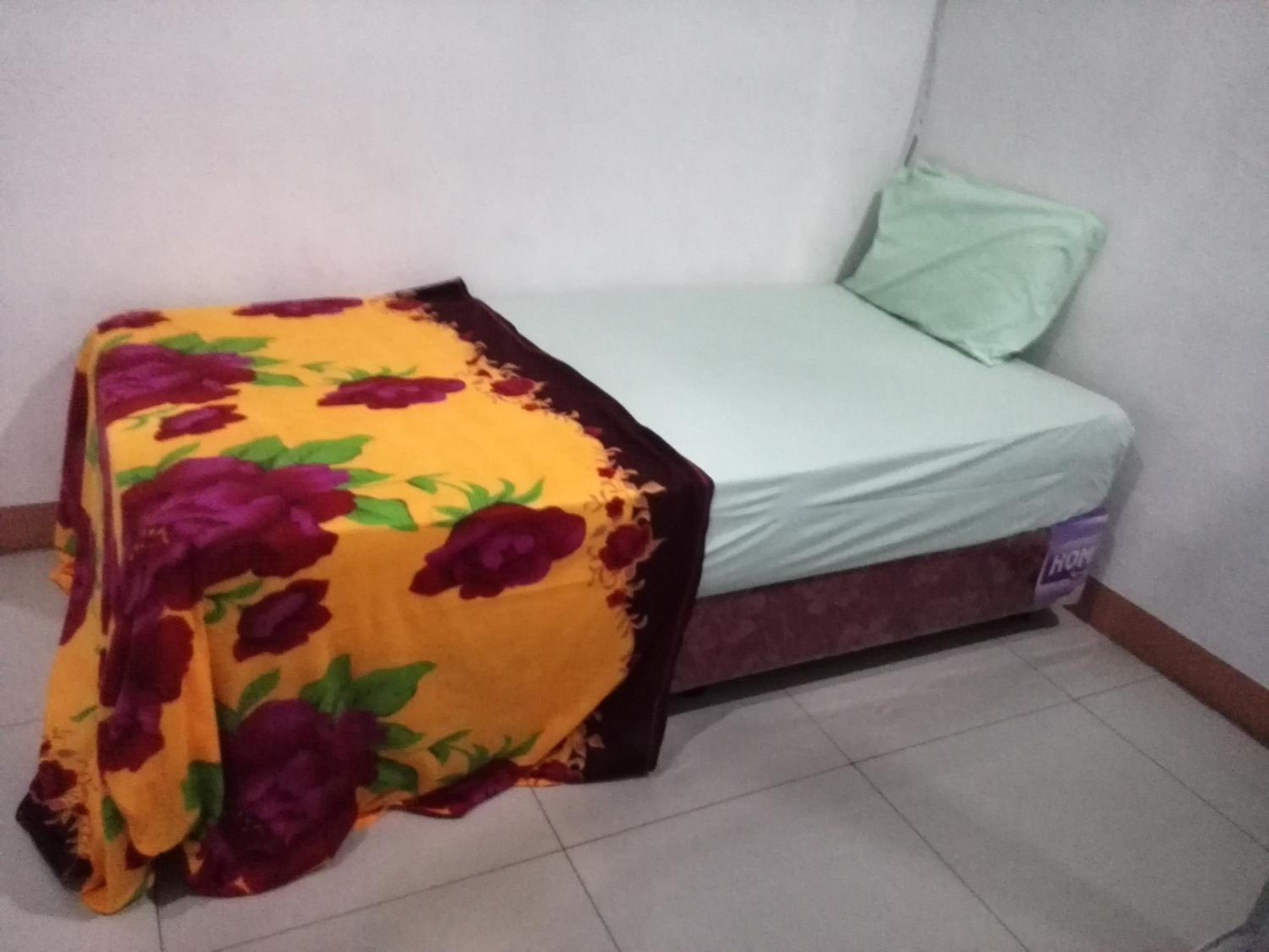 Single Room with Shower photo 1
