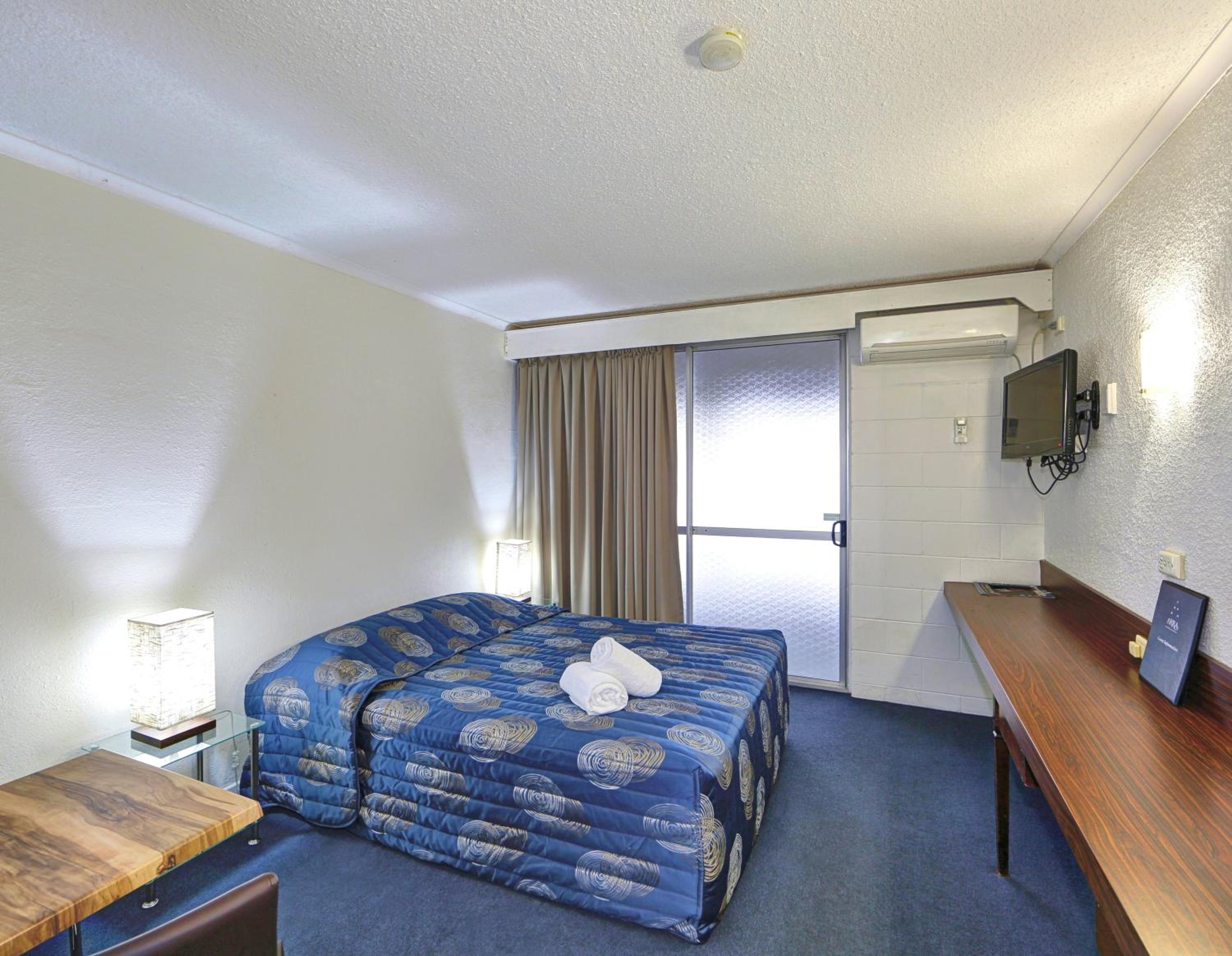 Queen Suite photo 2