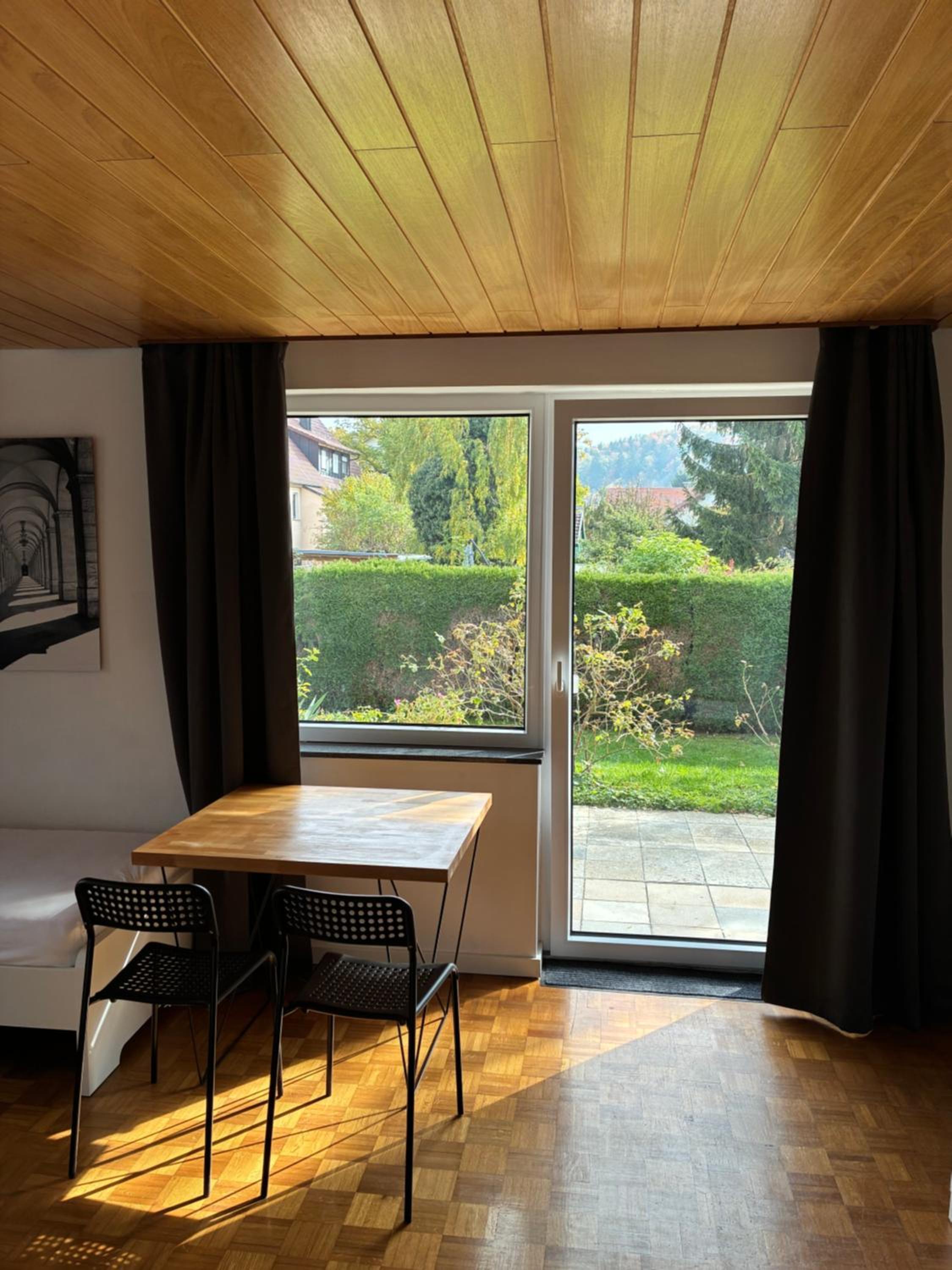 Apartment photo 2