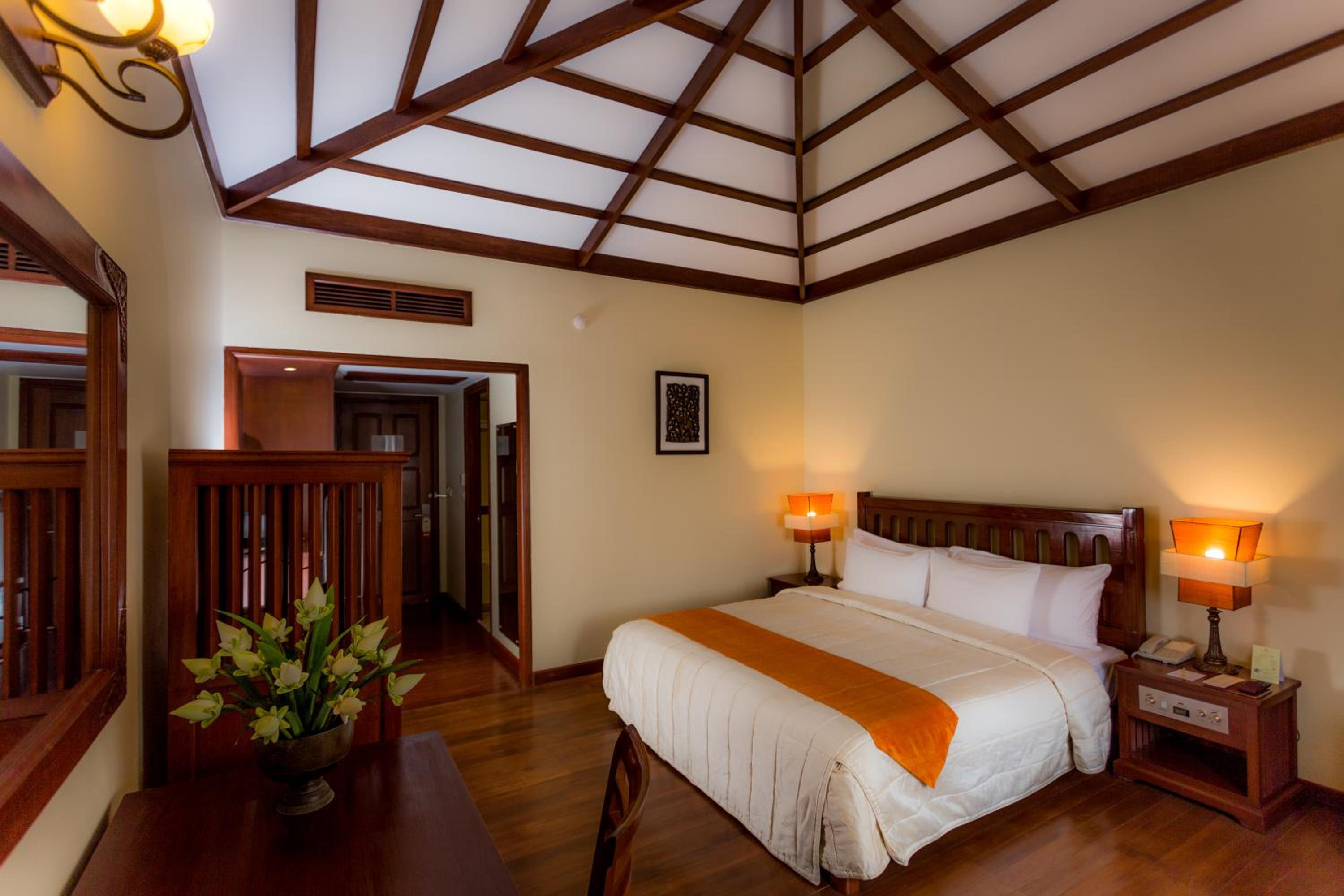 Superior Double Room - Free 1way Shuttle to City Center - Photo 1