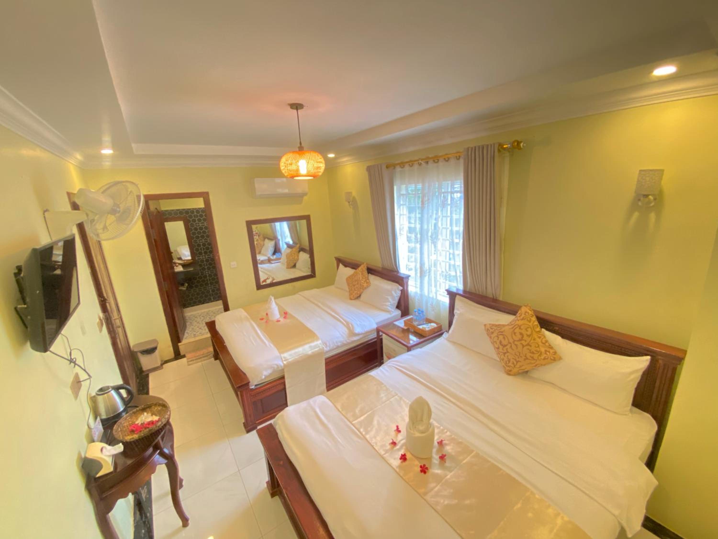 Family Double Room with Fan photo 2
