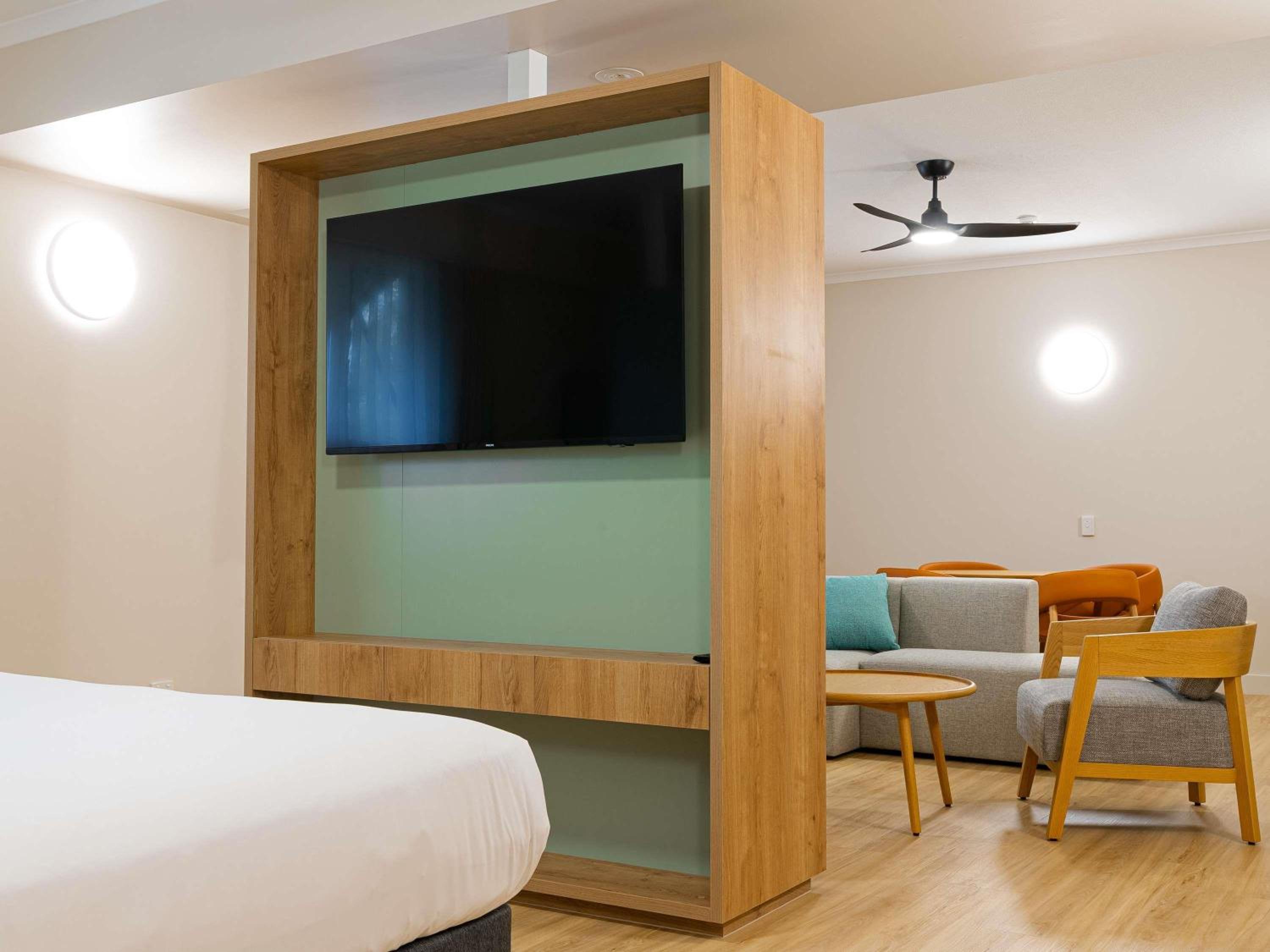 One-Bedroom Executive Suite  - Photo 7
