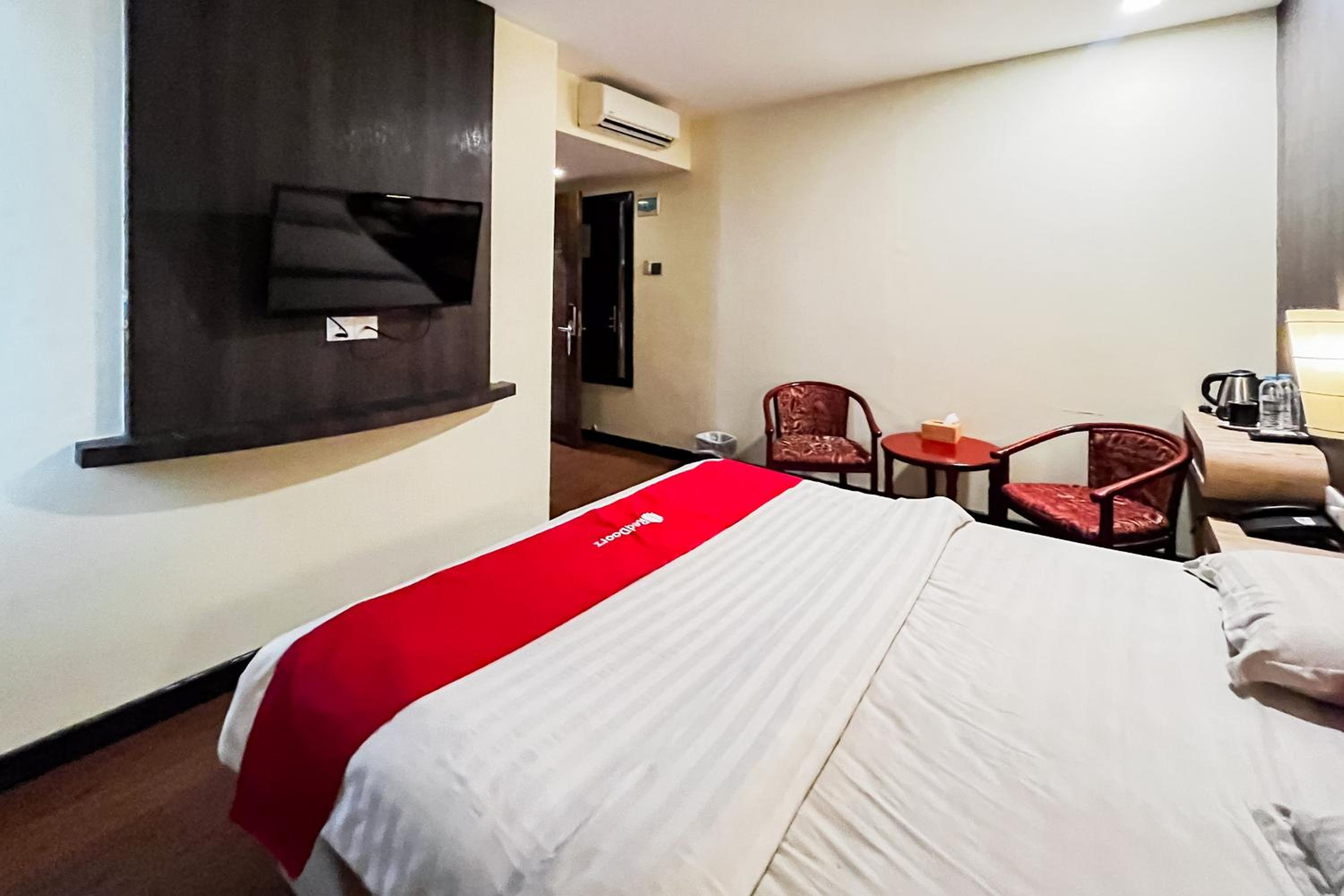 Deluxe Double Room photo 3