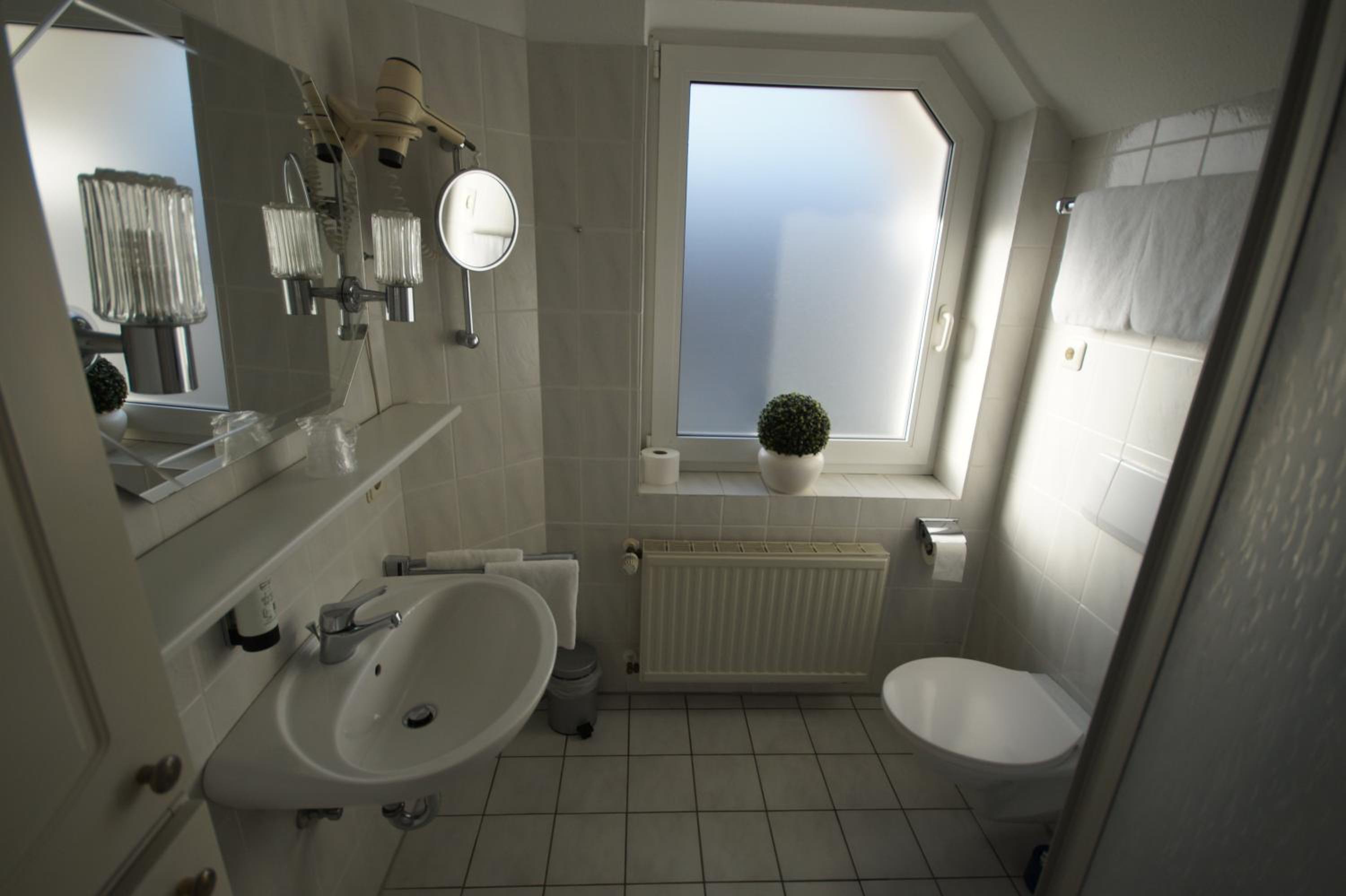Apartment with Balcony photo 3