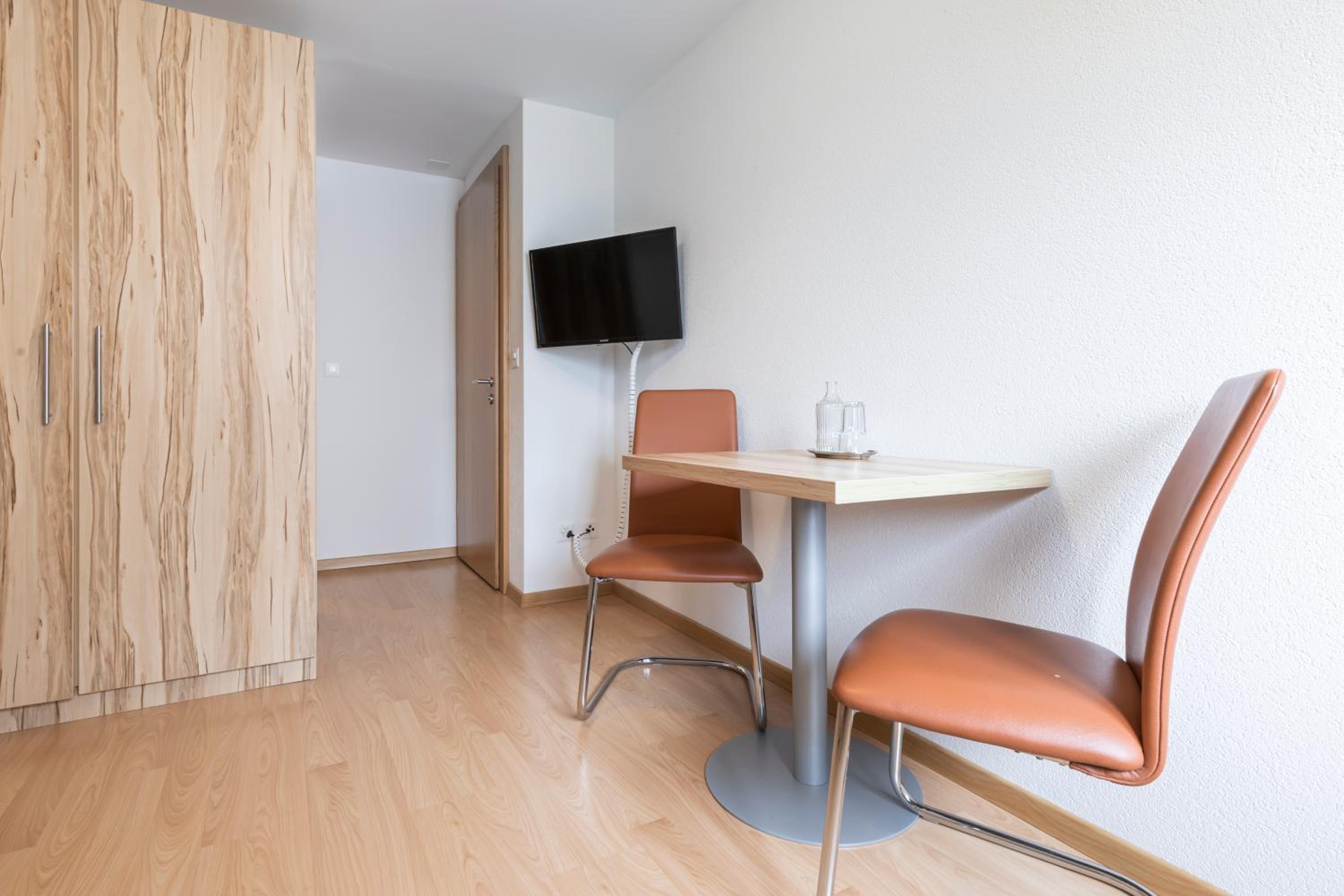 Budget Single Room photo 3
