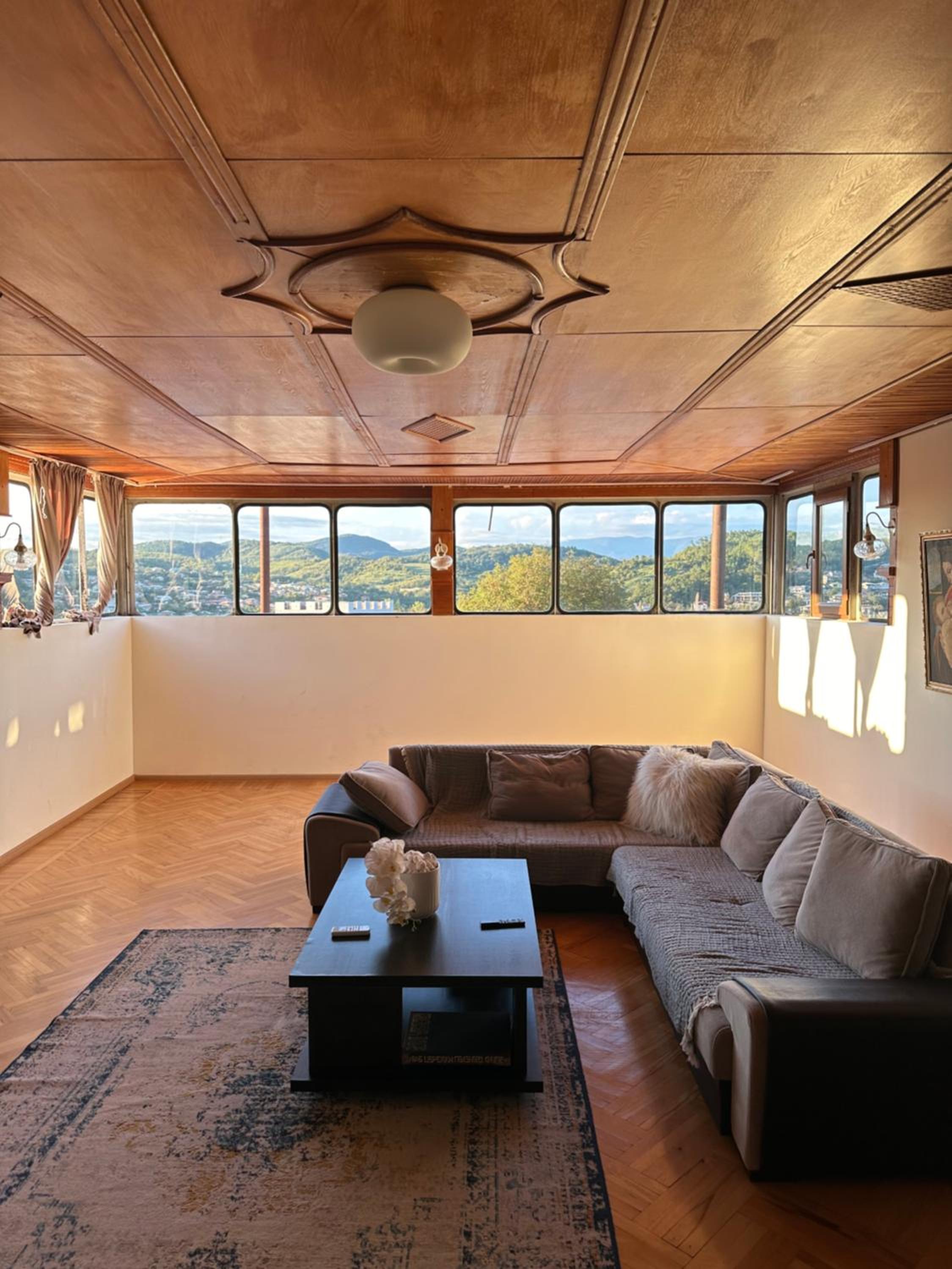 Apartment with View and Balcony photo 1