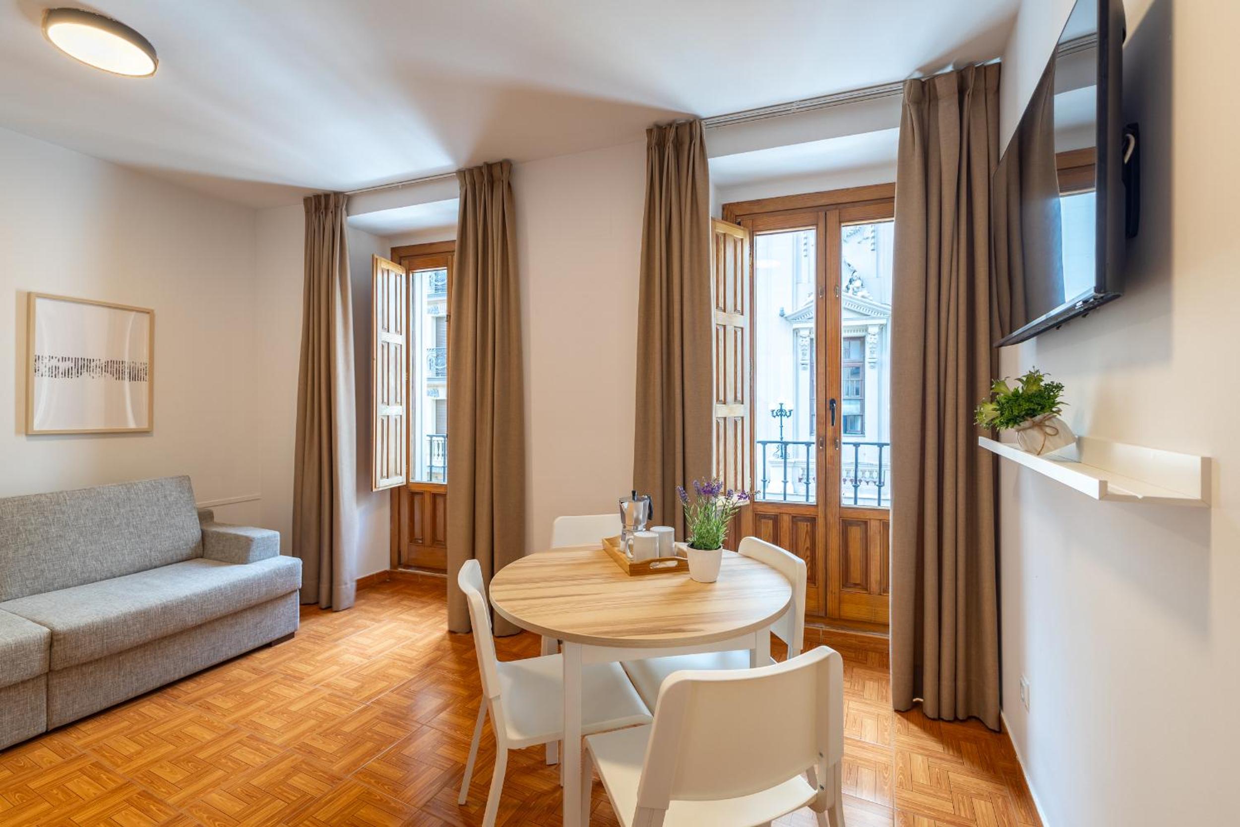 One-Bedroom Apartment with Balcony