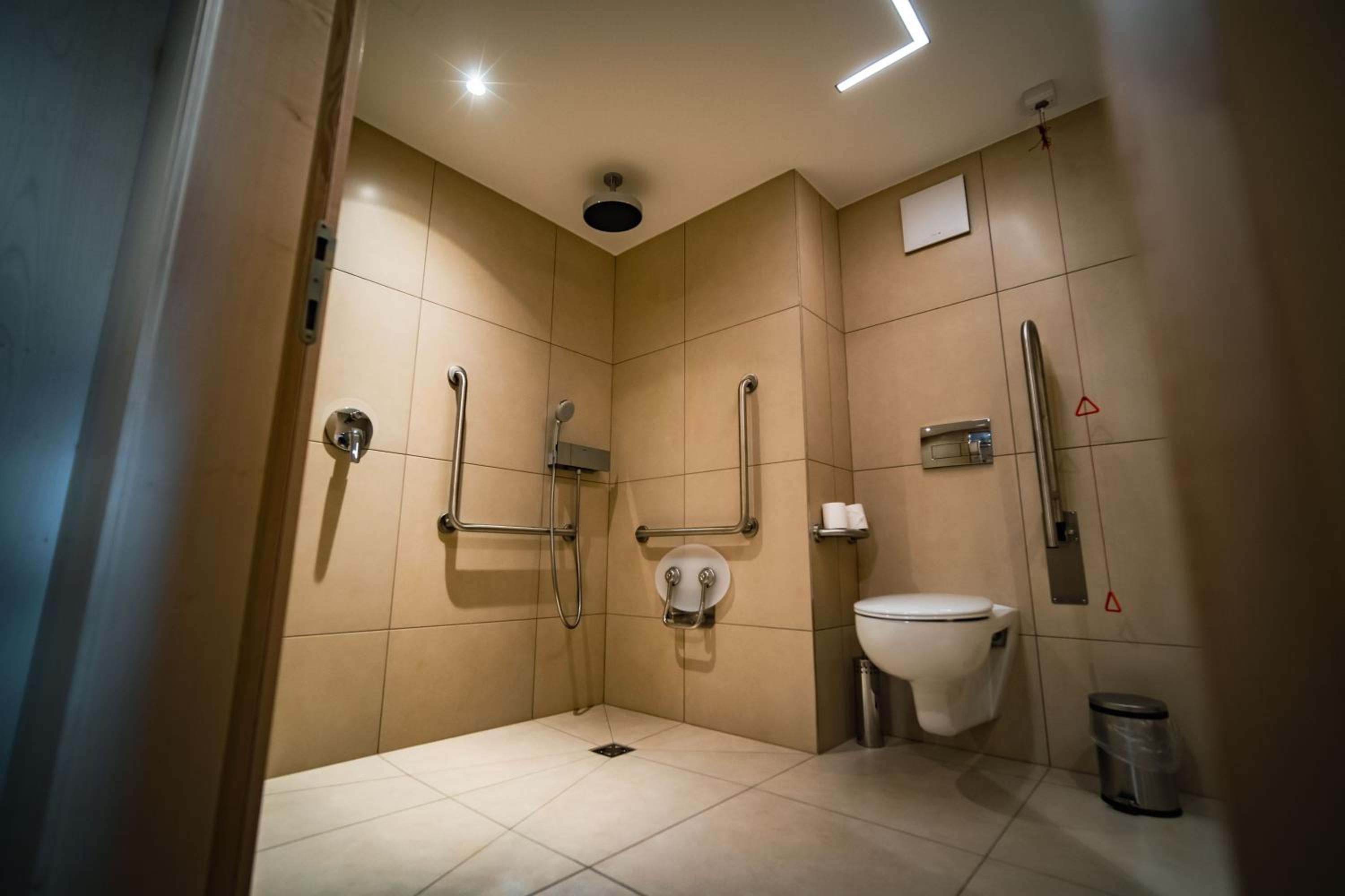 Double or Twin Room - Disability Access