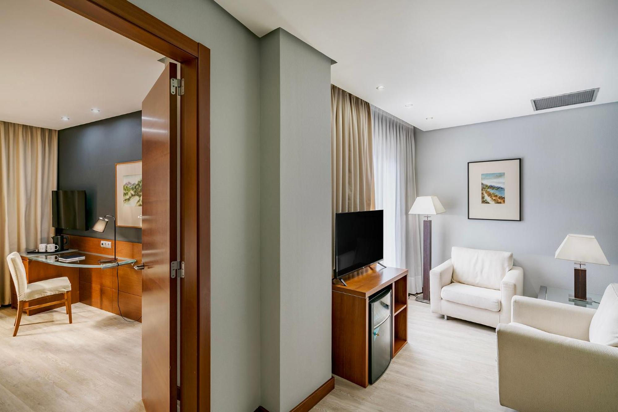 Junior Suite - Photo 2