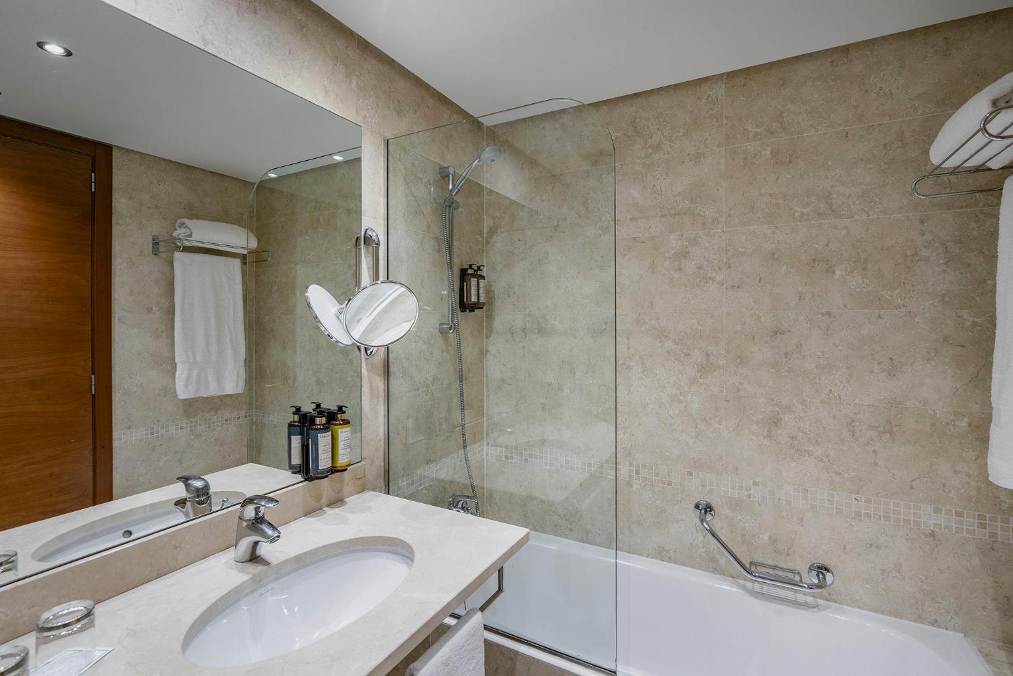Junior Suite - Photo 8