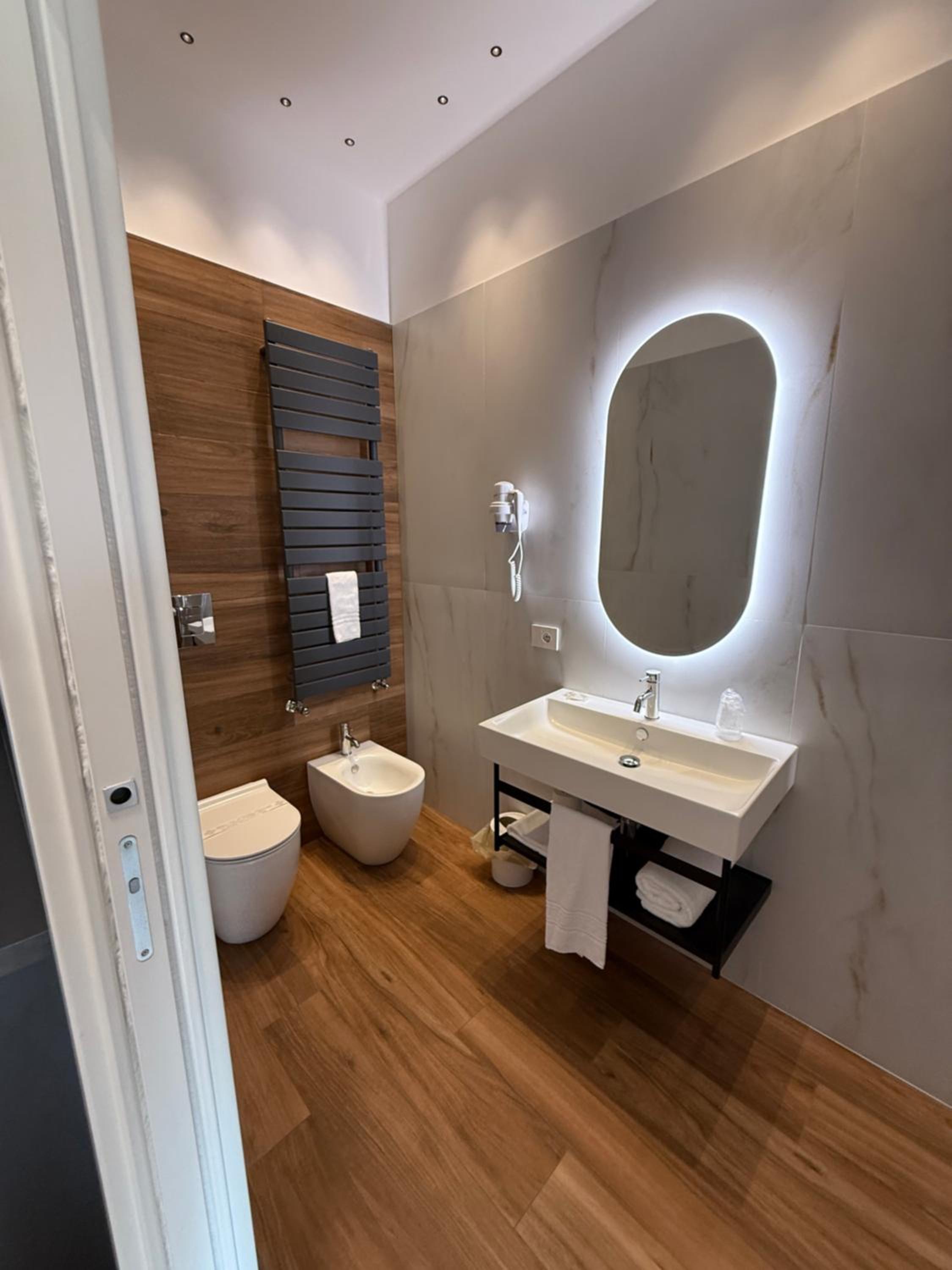 King Room