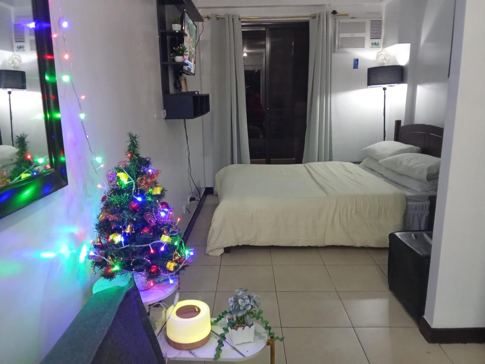 Deluxe Double Room with Balcony photo 3