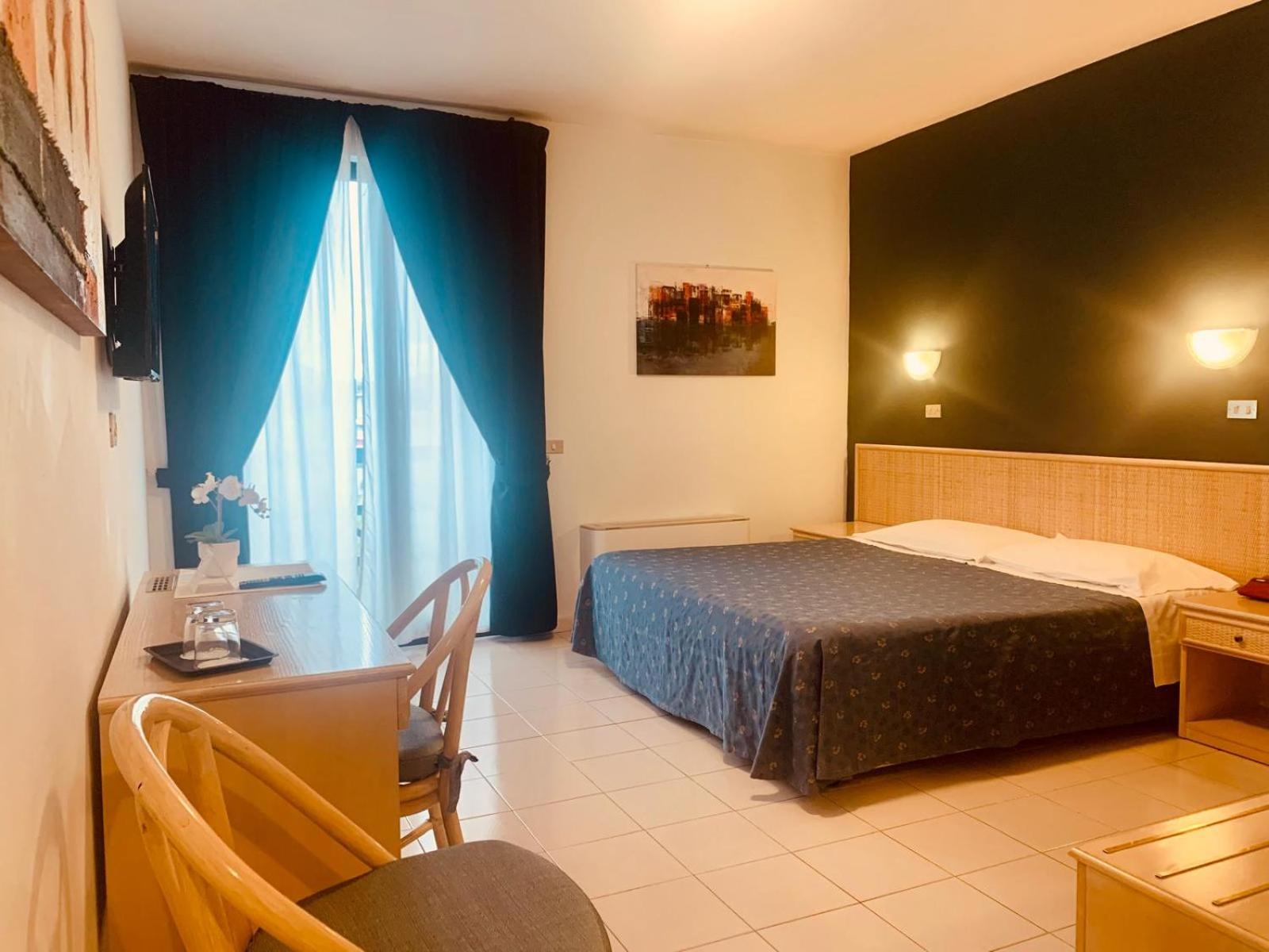 Double Room - Disability Access